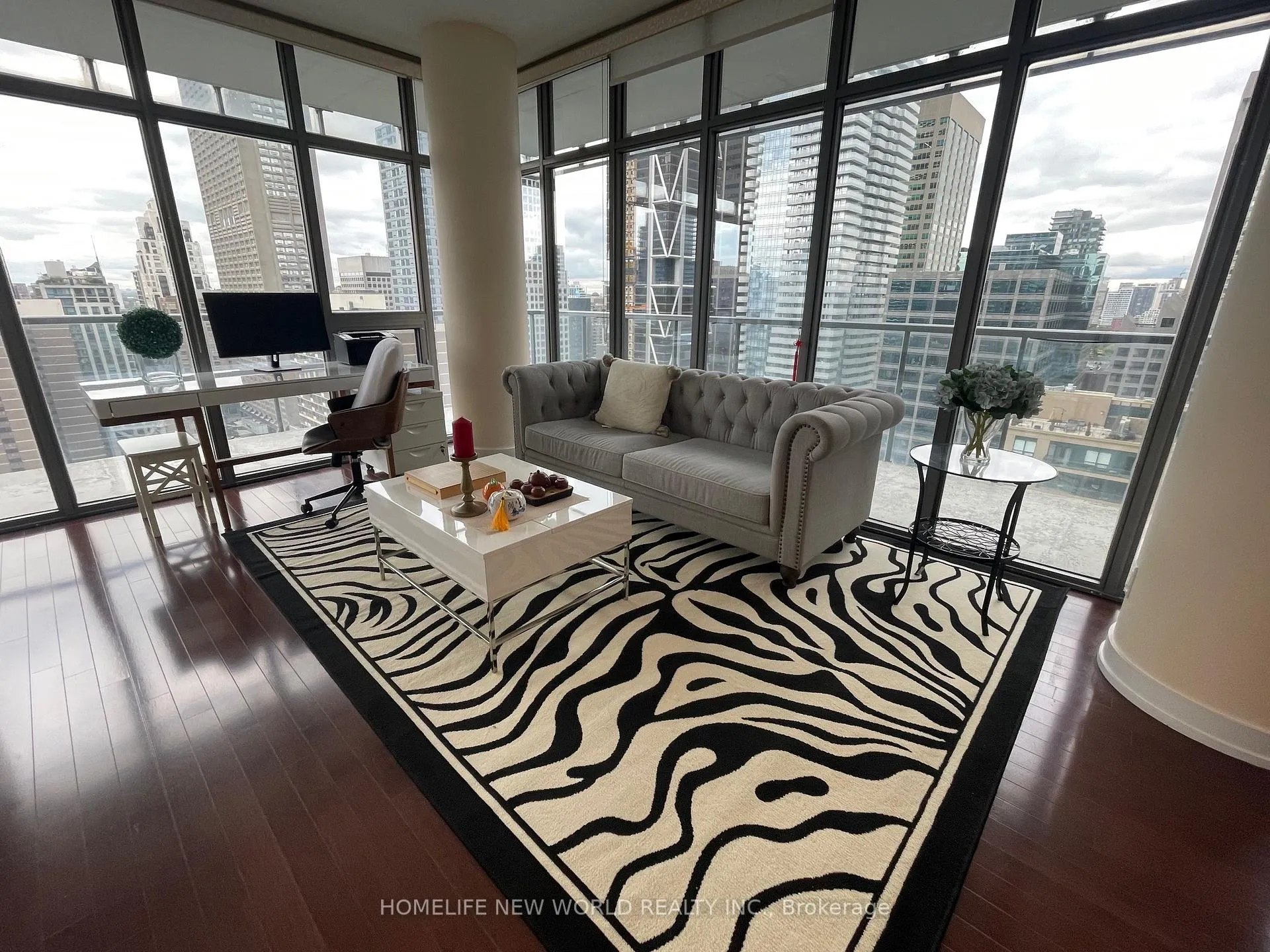 Photo 8 of Unit 2109, 33 Charles Street E, Toronto, Church-Yonge Corridor — HOMEH