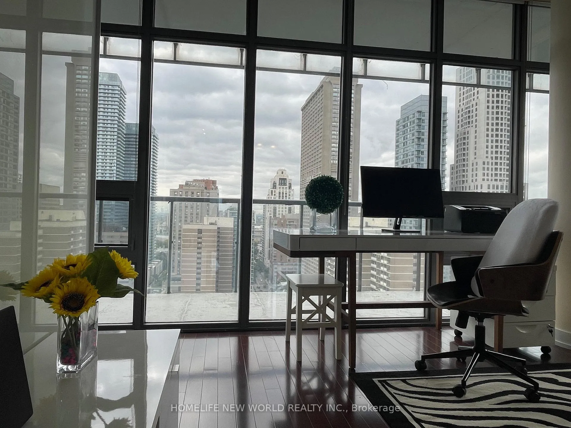 Photo 23 of Unit 2109, 33 Charles Street E, Toronto, Church-Yonge Corridor — HOMEH