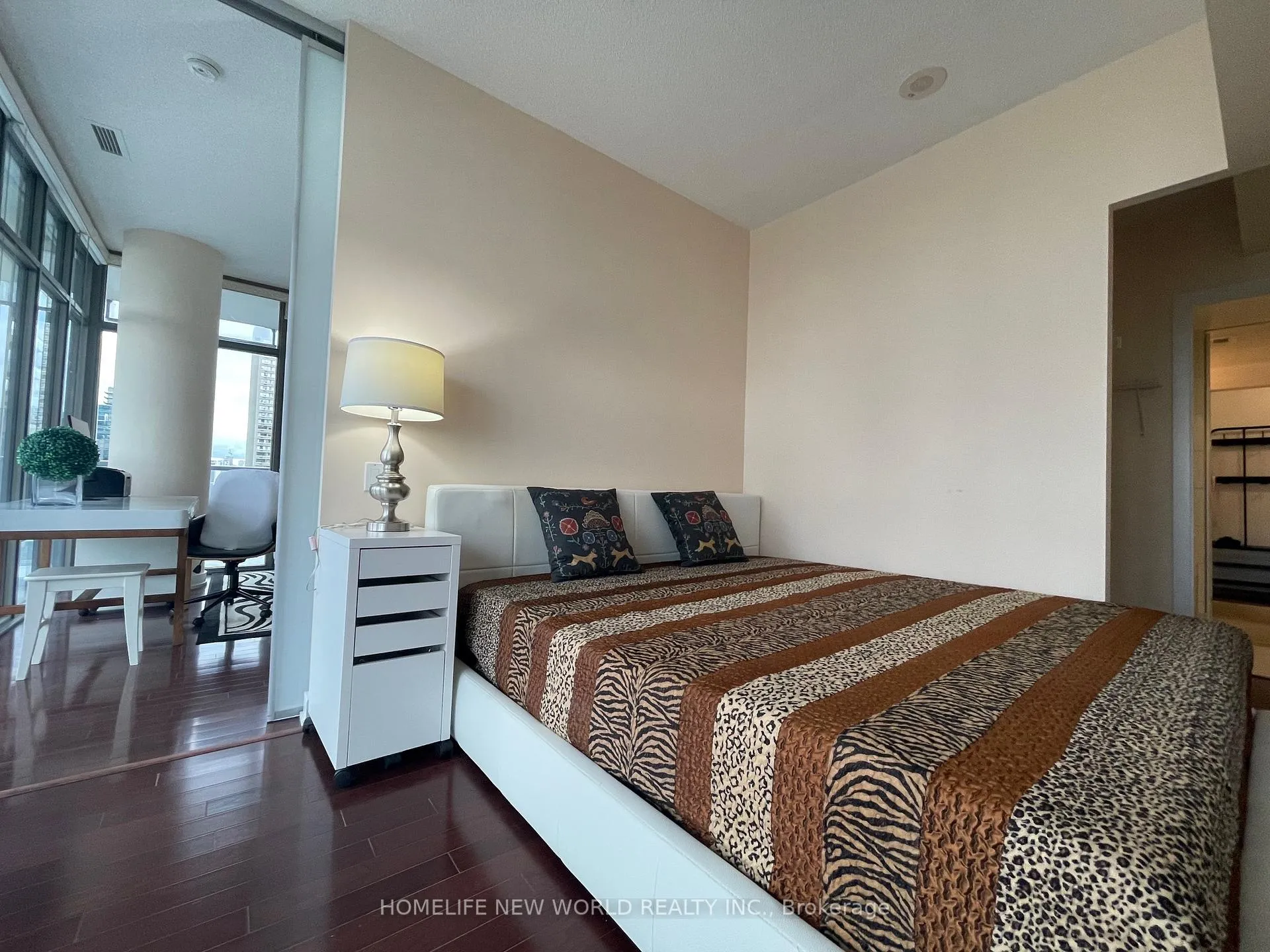 Photo 31 of Unit 2109, 33 Charles Street E, Toronto, Church-Yonge Corridor — HOMEH