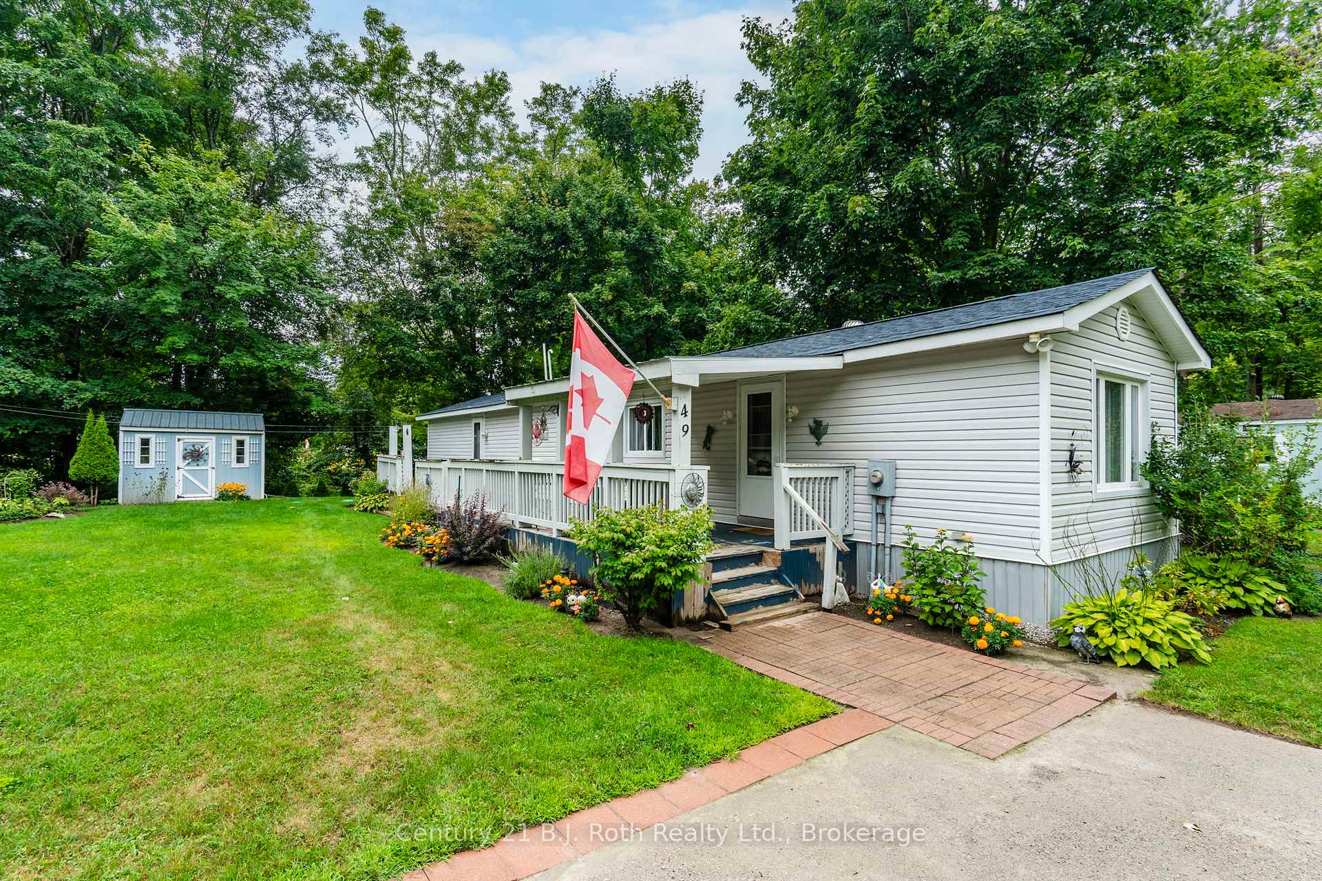 Photo 4 of Unit 49, 5263 Elliott Side Road, Tay, Rural Tay — HOMEH