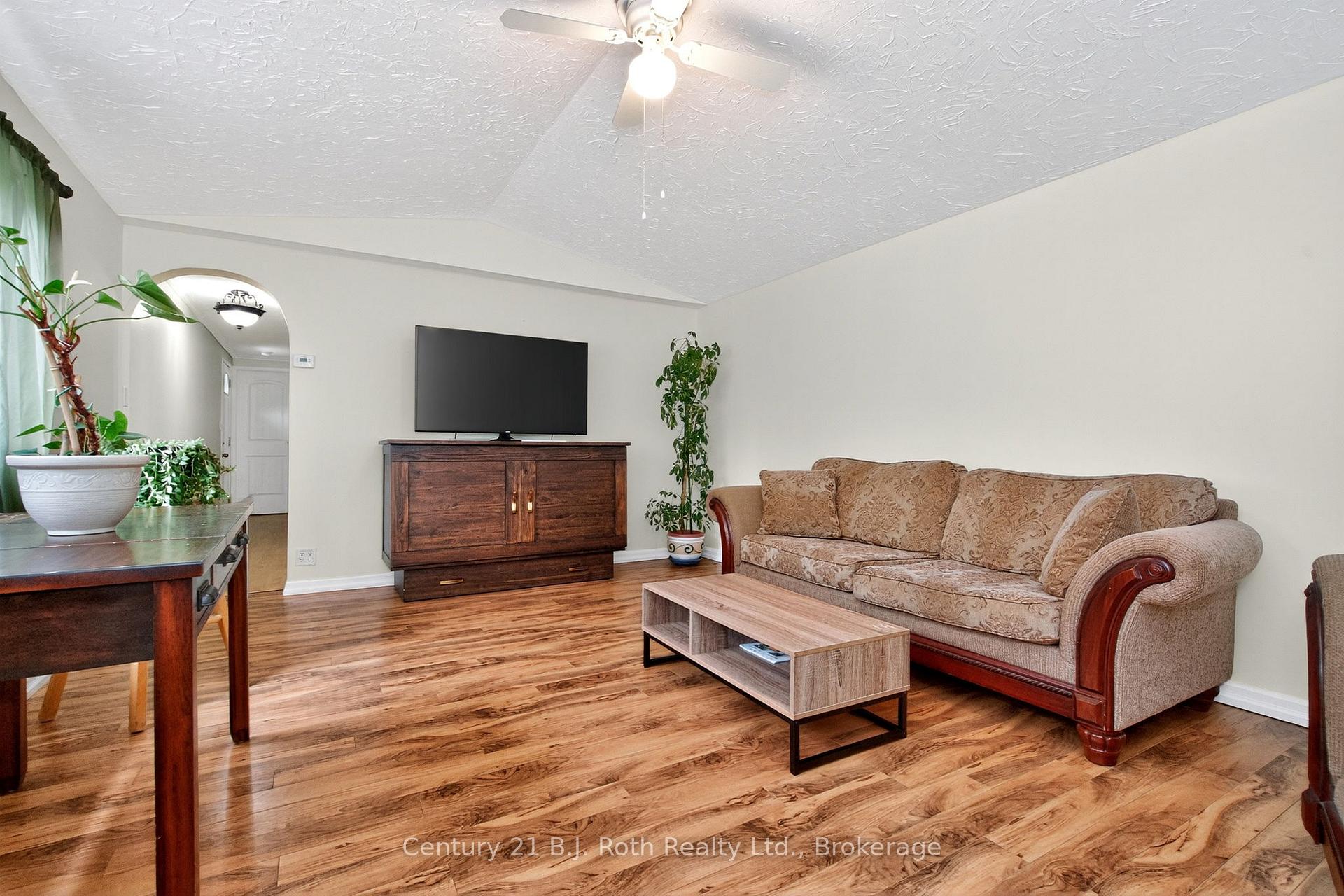 Photo 18 of Unit 49, 5263 Elliott Side Road, Tay, Rural Tay — HOMEH