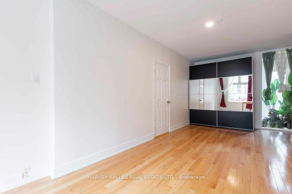 Photo 5 of Unit B, 148 Collier Street, Toronto, Rosedale-Moore Park — HOMEH
