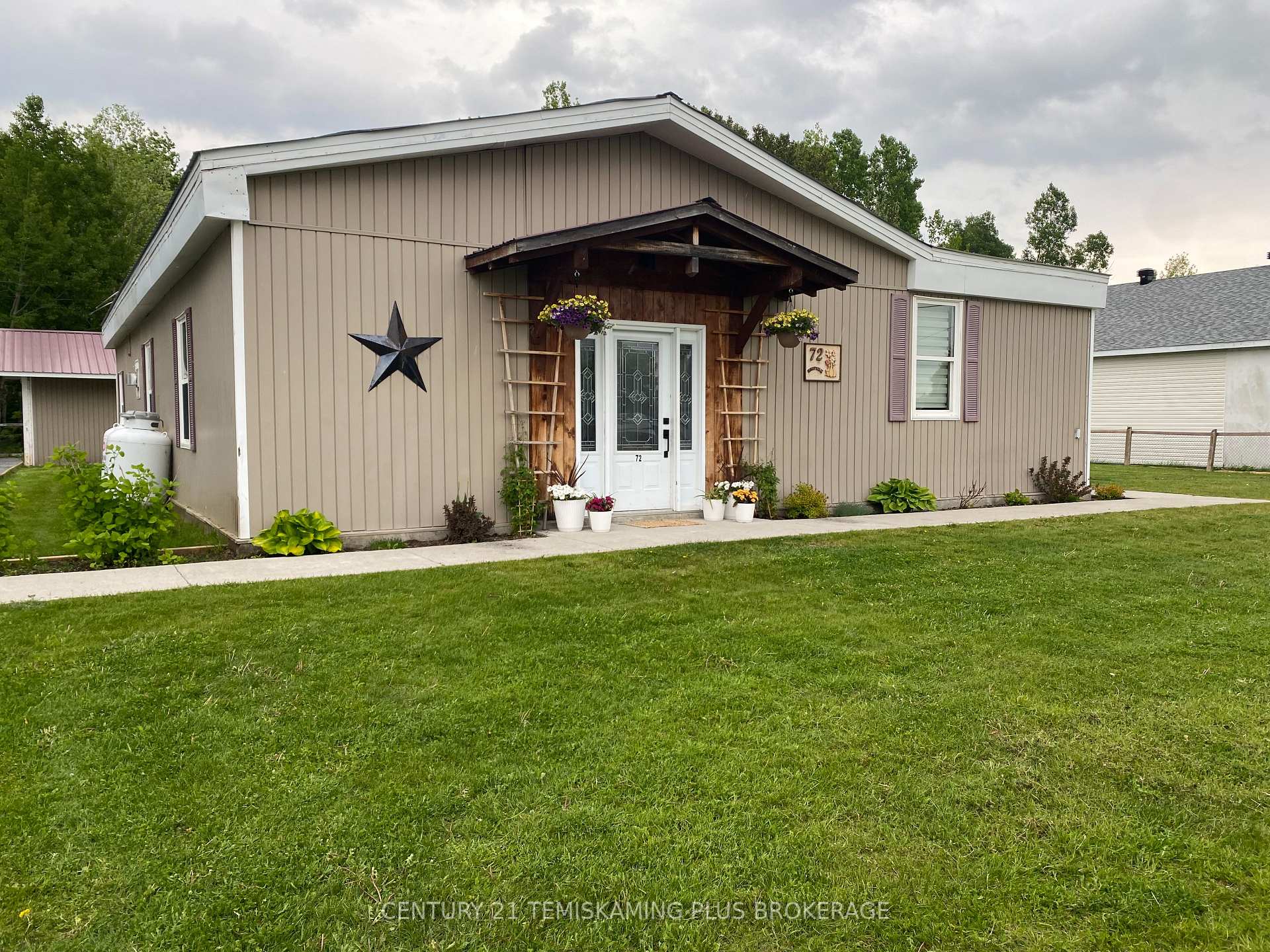 Photo 1 of 72 Empire Street, Timiskaming, TIM - Outside - Rural — HOMEH