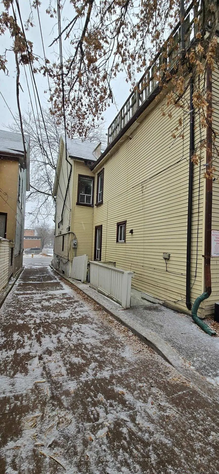 Photo 2 of 930 Dundas Street E, Toronto, South Riverdale — HOMEH