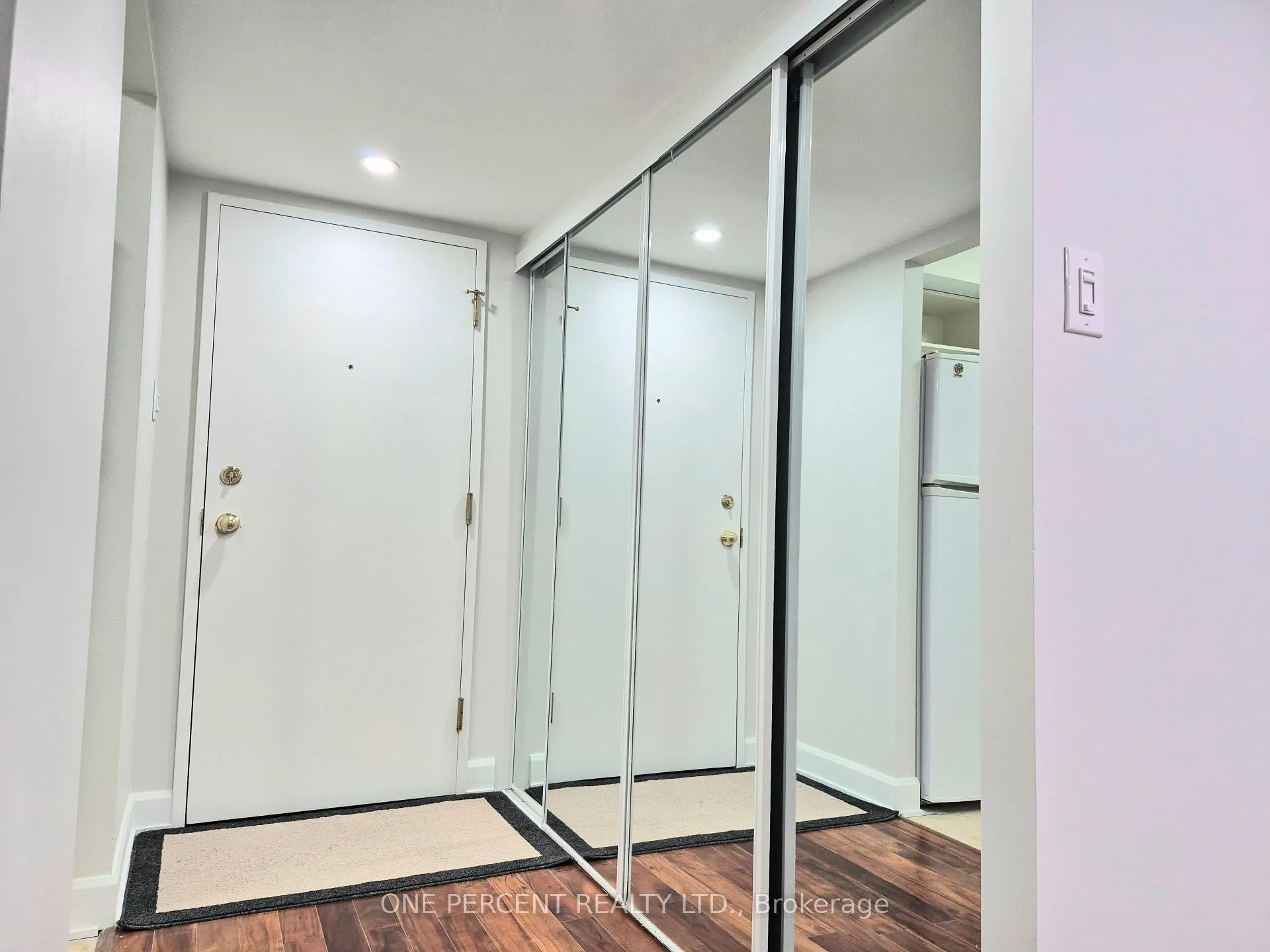 Photo 5 of Unit 1103, 199 Kent Street, Ottawa, Ottawa Centre — HOMEH