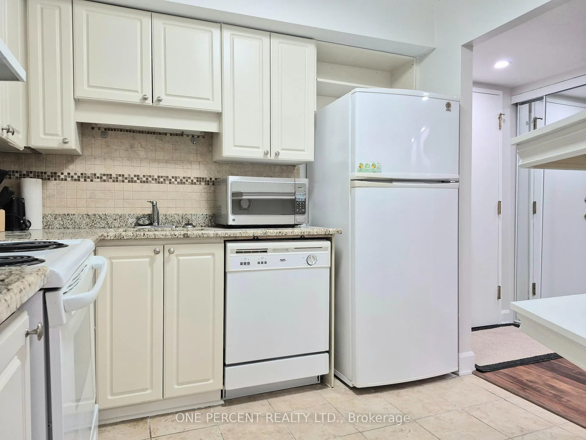 Photo 10 of Unit 1103, 199 Kent Street, Ottawa, Ottawa Centre — HOMEH