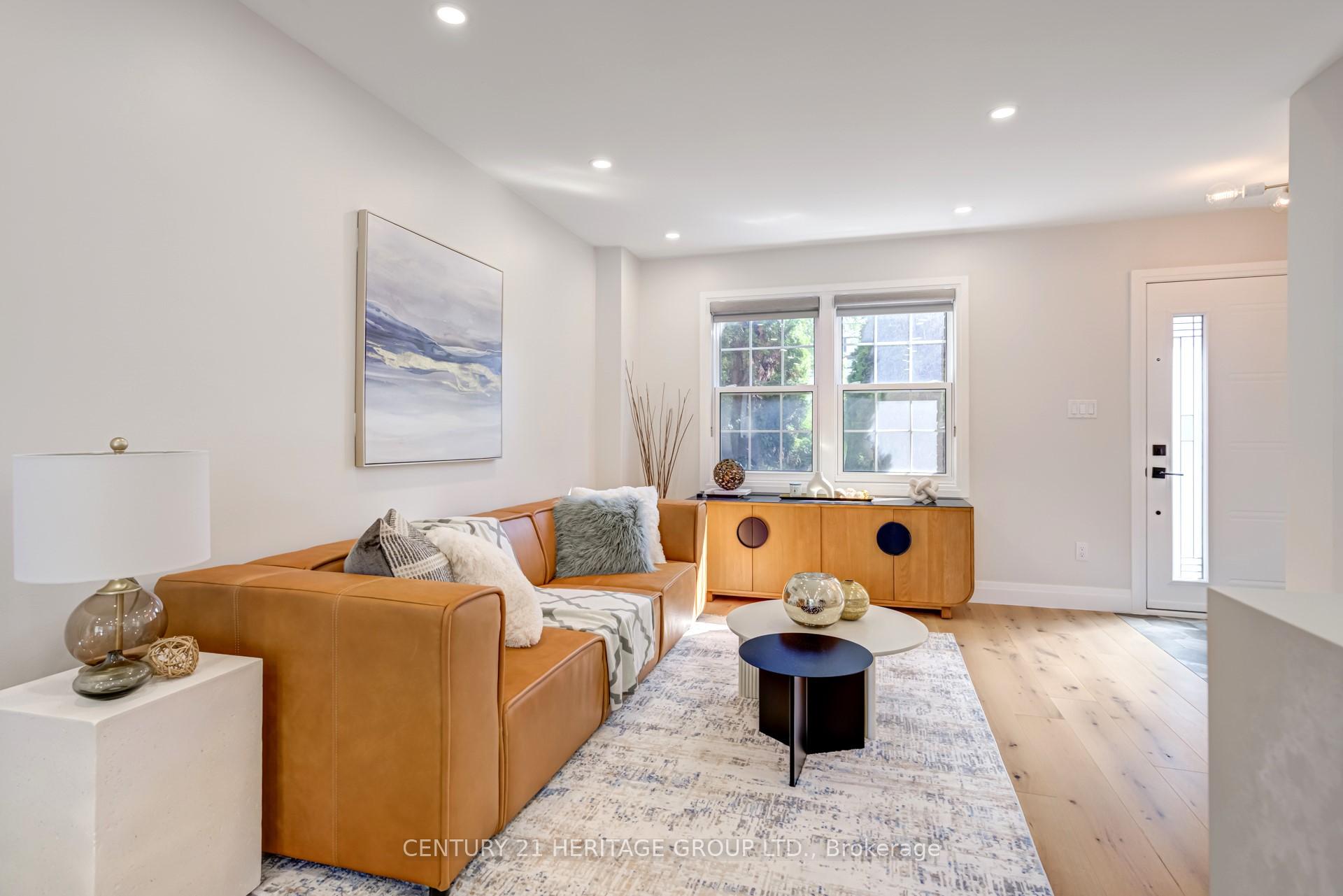 Photo 9 of 576 Broadway Avenue, Toronto, Leaside — HOMEH