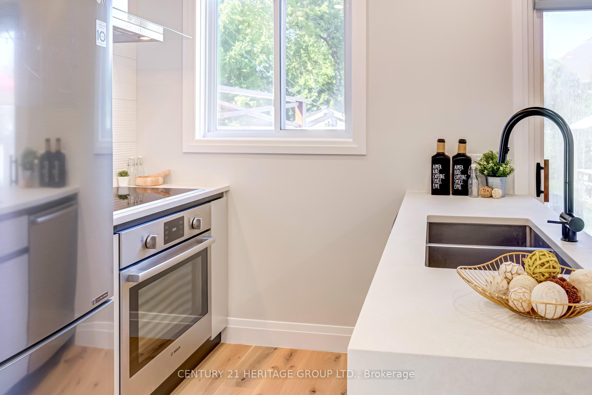 Photo 13 of 576 Broadway Avenue, Toronto, Leaside — HOMEH