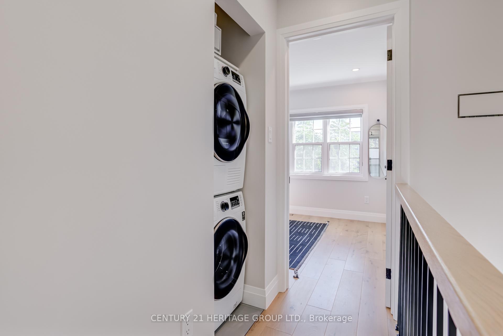 Photo 15 of 576 Broadway Avenue, Toronto, Leaside — HOMEH