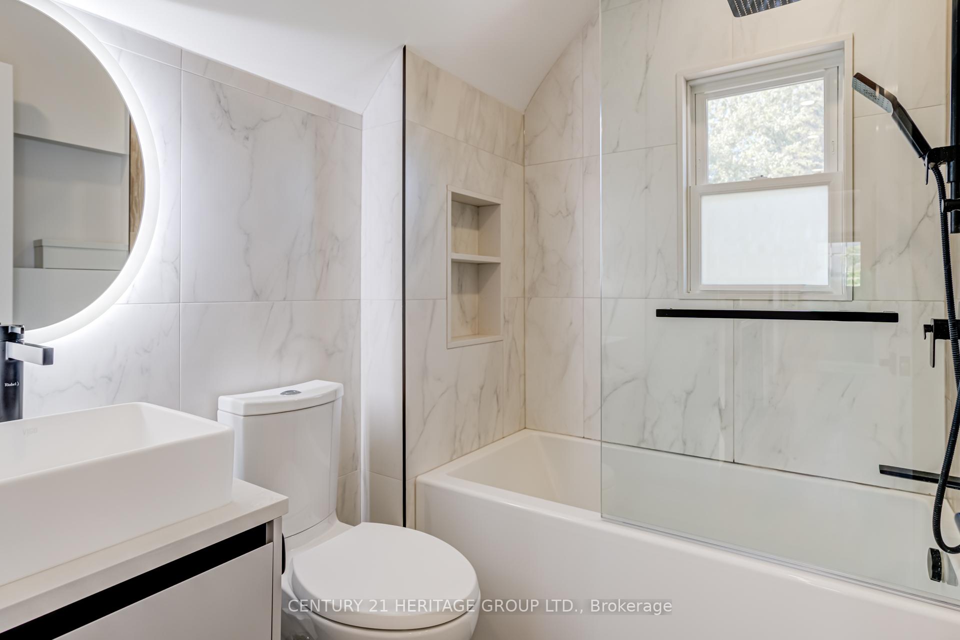 Photo 21 of 576 Broadway Avenue, Toronto, Leaside — HOMEH