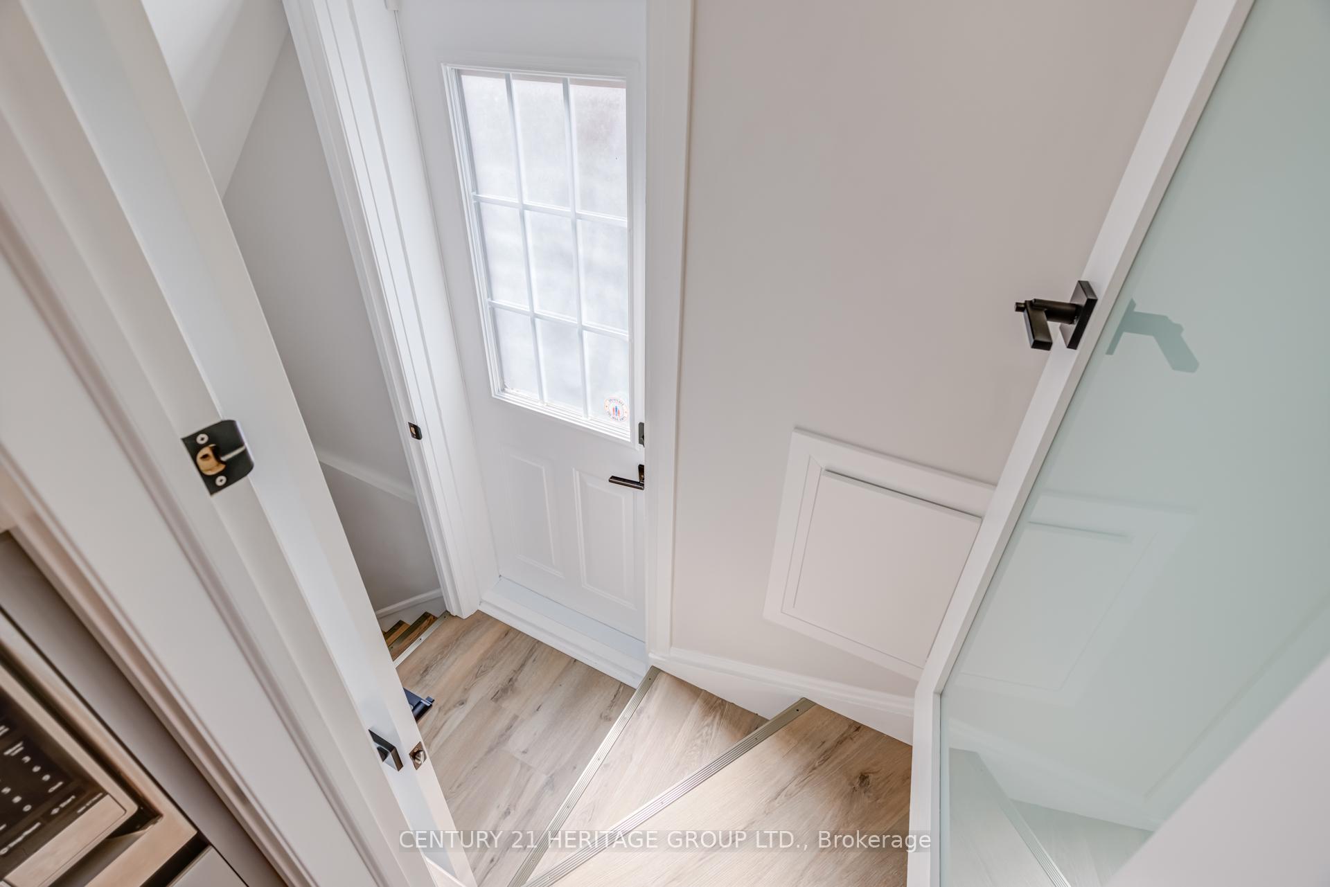 Photo 23 of 576 Broadway Avenue, Toronto, Leaside — HOMEH