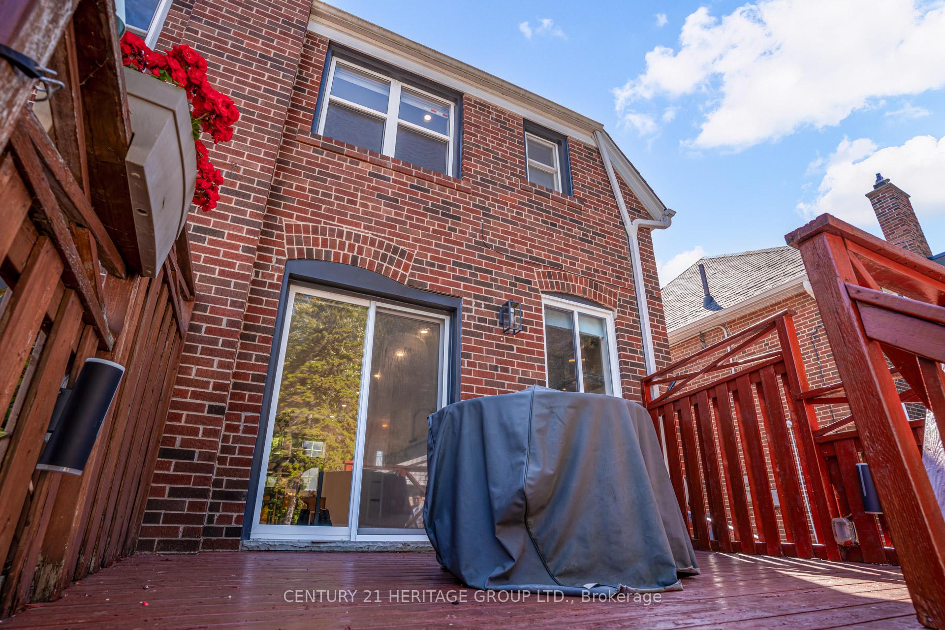 Photo 30 of 576 Broadway Avenue, Toronto, Leaside — HOMEH