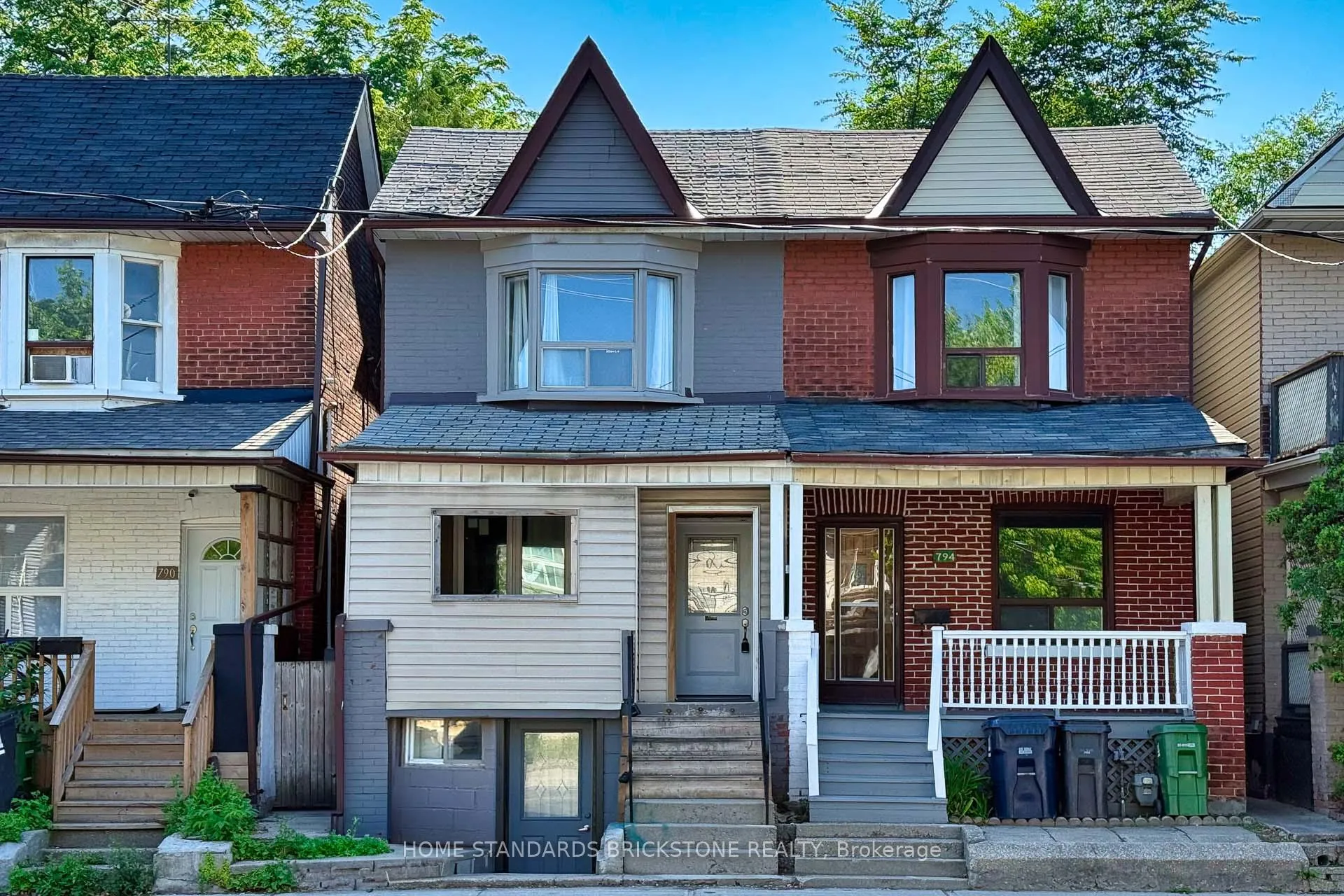 Front of Unit Main, 792 Pape Avenue