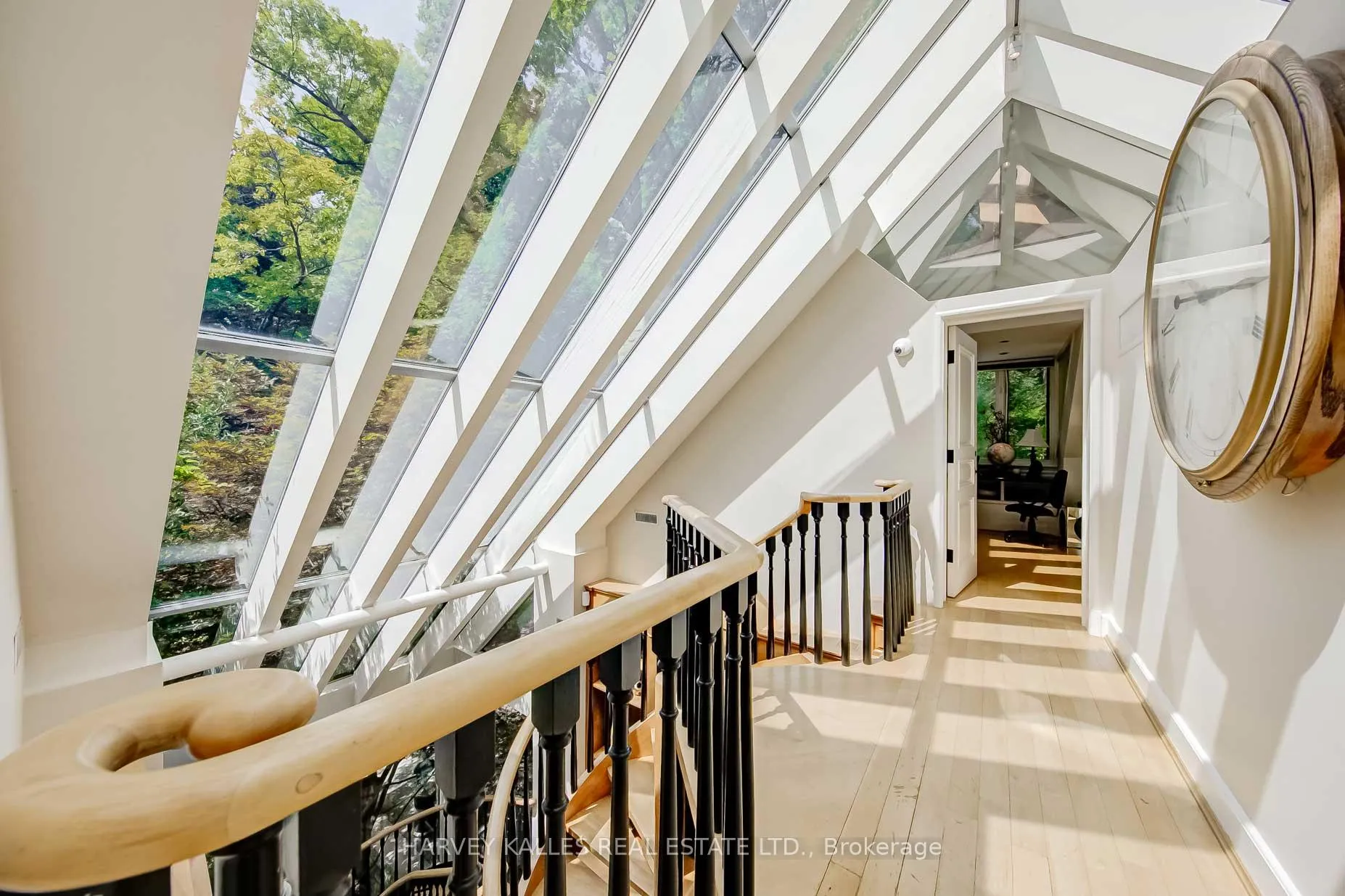 Photo 24 of 9 Beaumont Road, Toronto, Rosedale-Moore Park — HOMEH