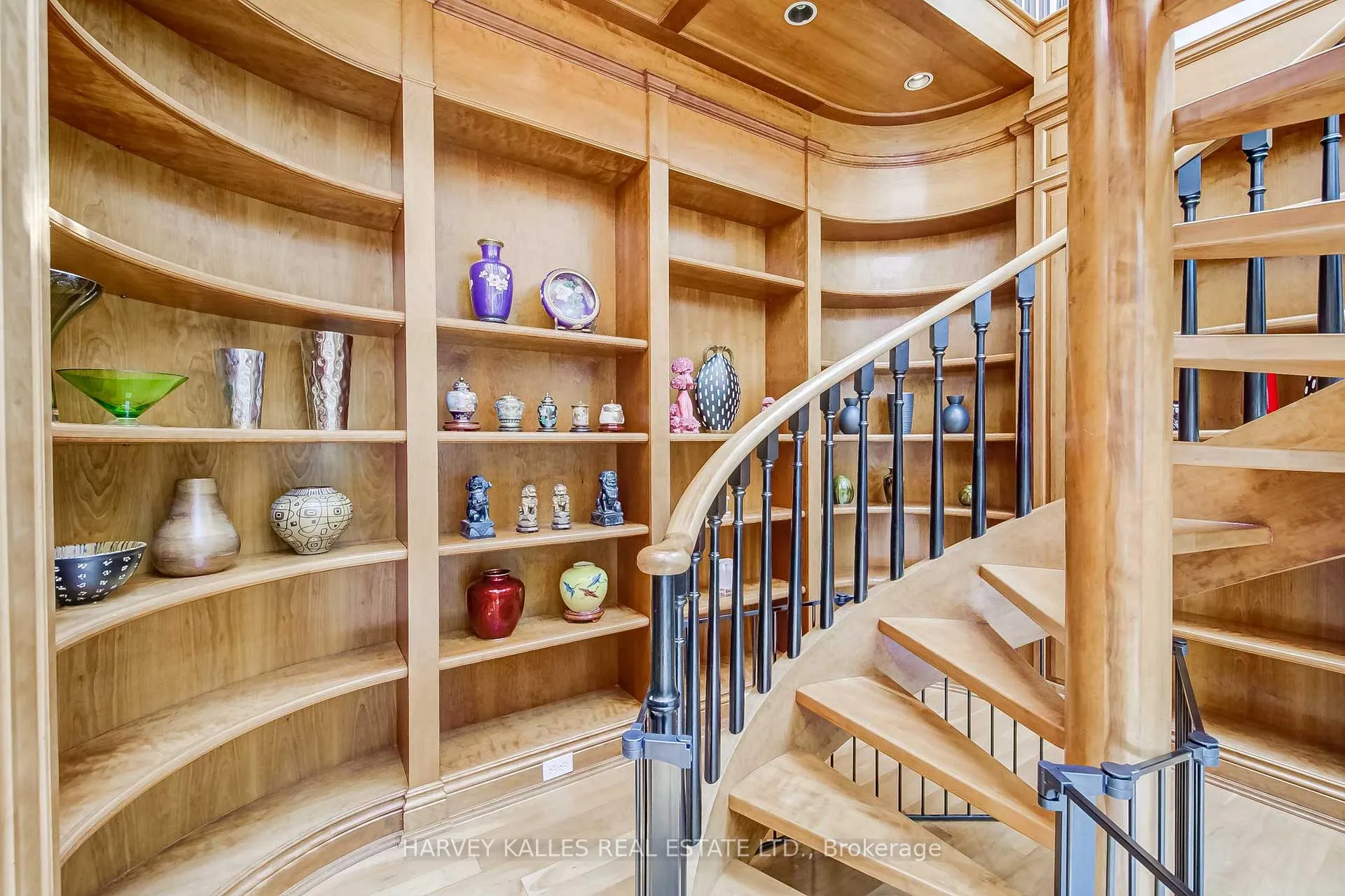 Photo 28 of 9 Beaumont Road, Toronto, Rosedale-Moore Park — HOMEH