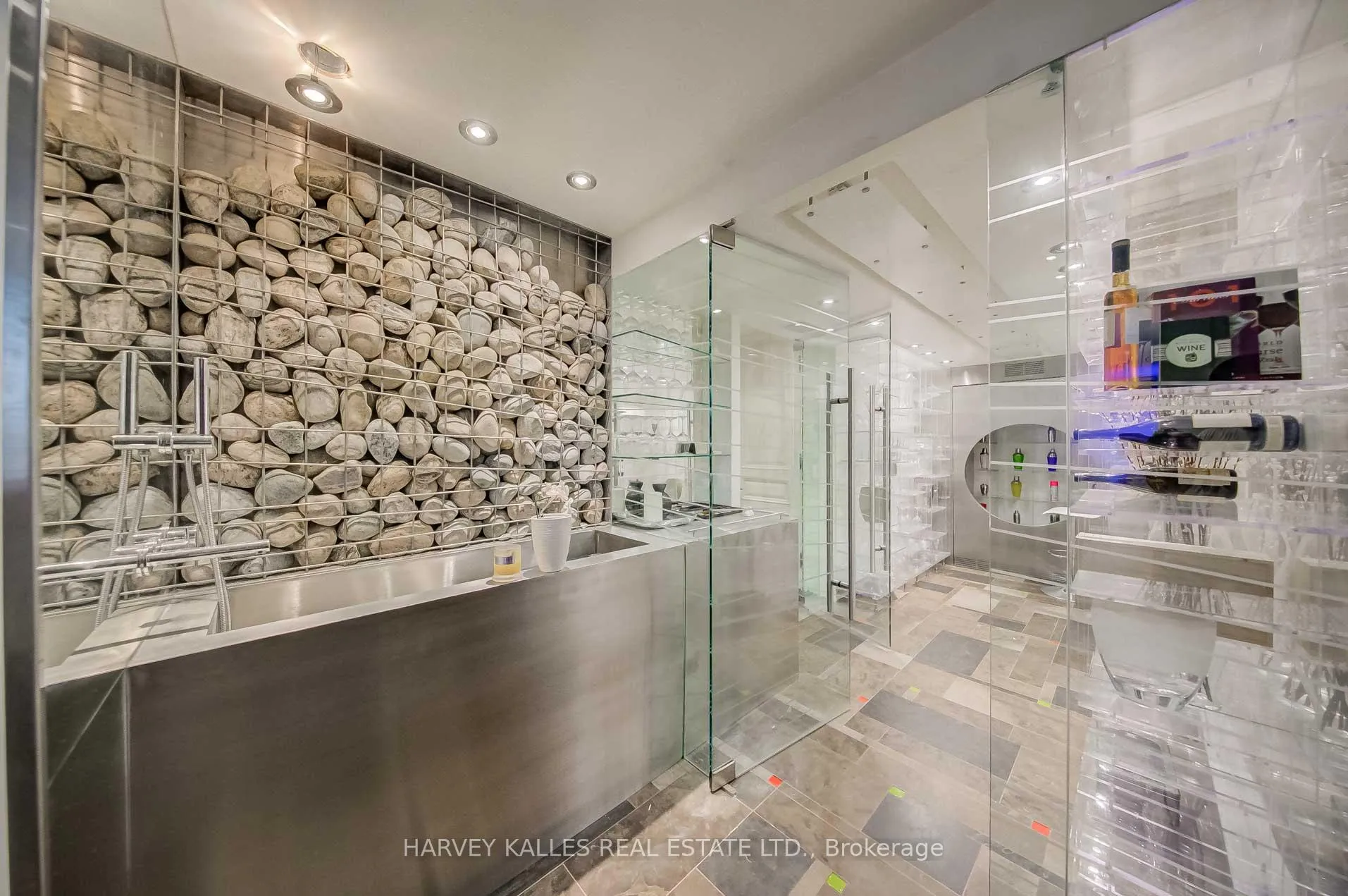 Photo 30 of 9 Beaumont Road, Toronto, Rosedale-Moore Park — HOMEH