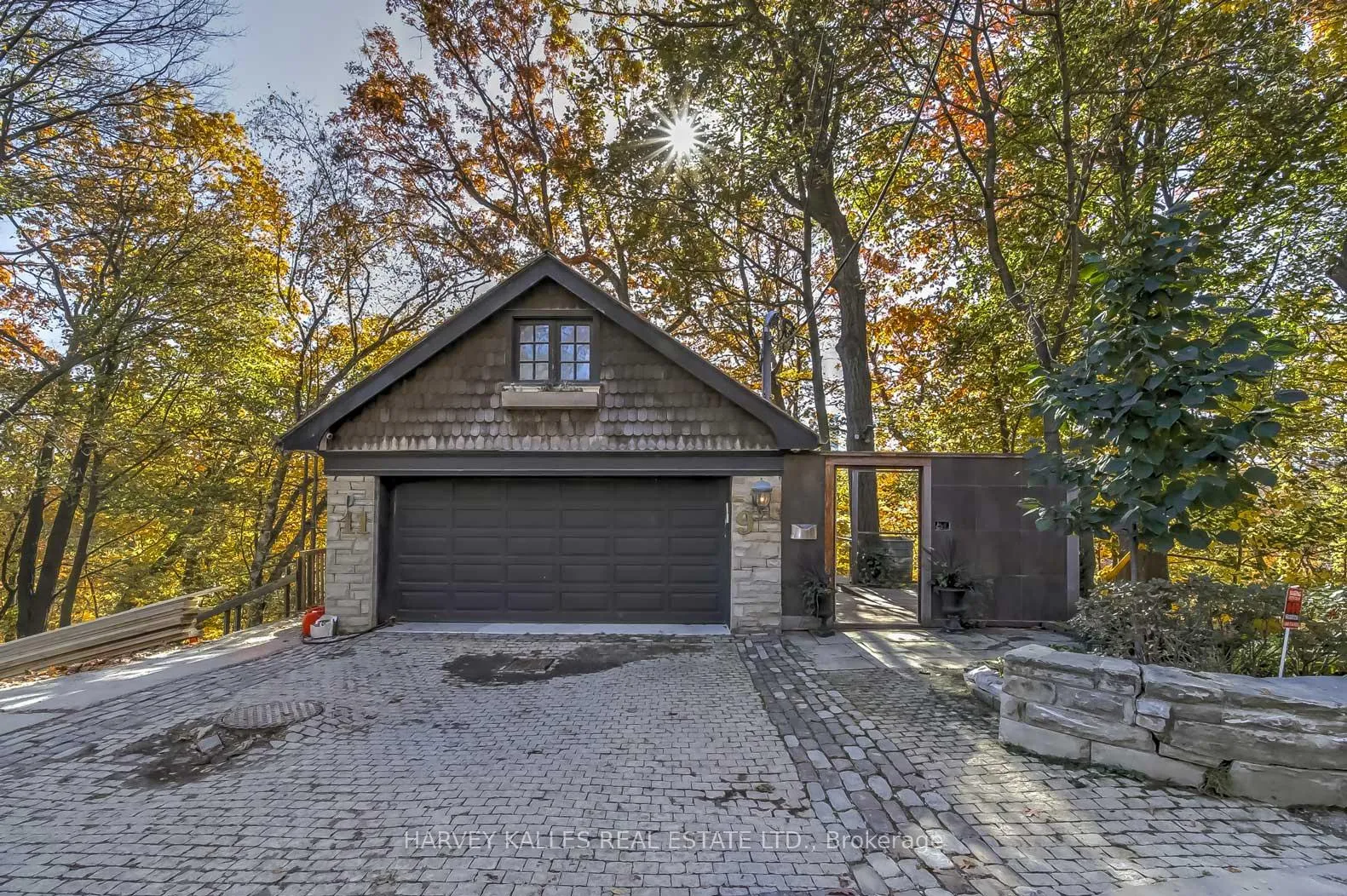 Photo 38 of 9 Beaumont Road, Toronto, Rosedale-Moore Park — HOMEH