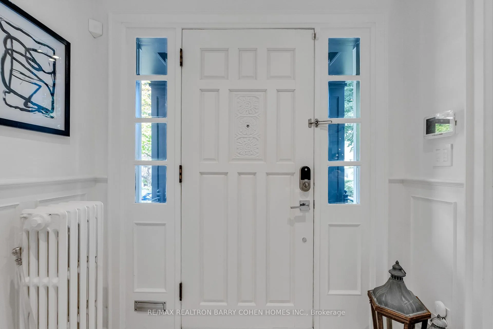 Photo 4 of 18 Astley Avenue, Toronto, Rosedale-Moore Park — HOMEH
