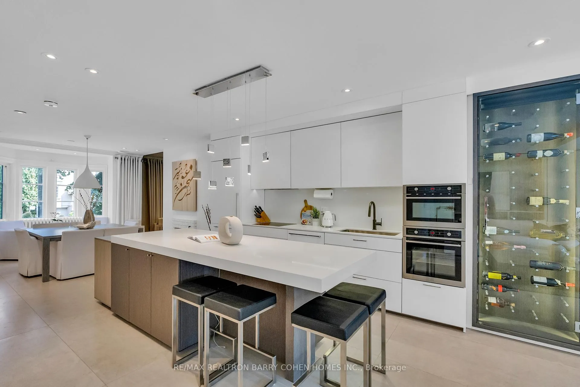 Photo 13 of 18 Astley Avenue, Toronto, Rosedale-Moore Park — HOMEH