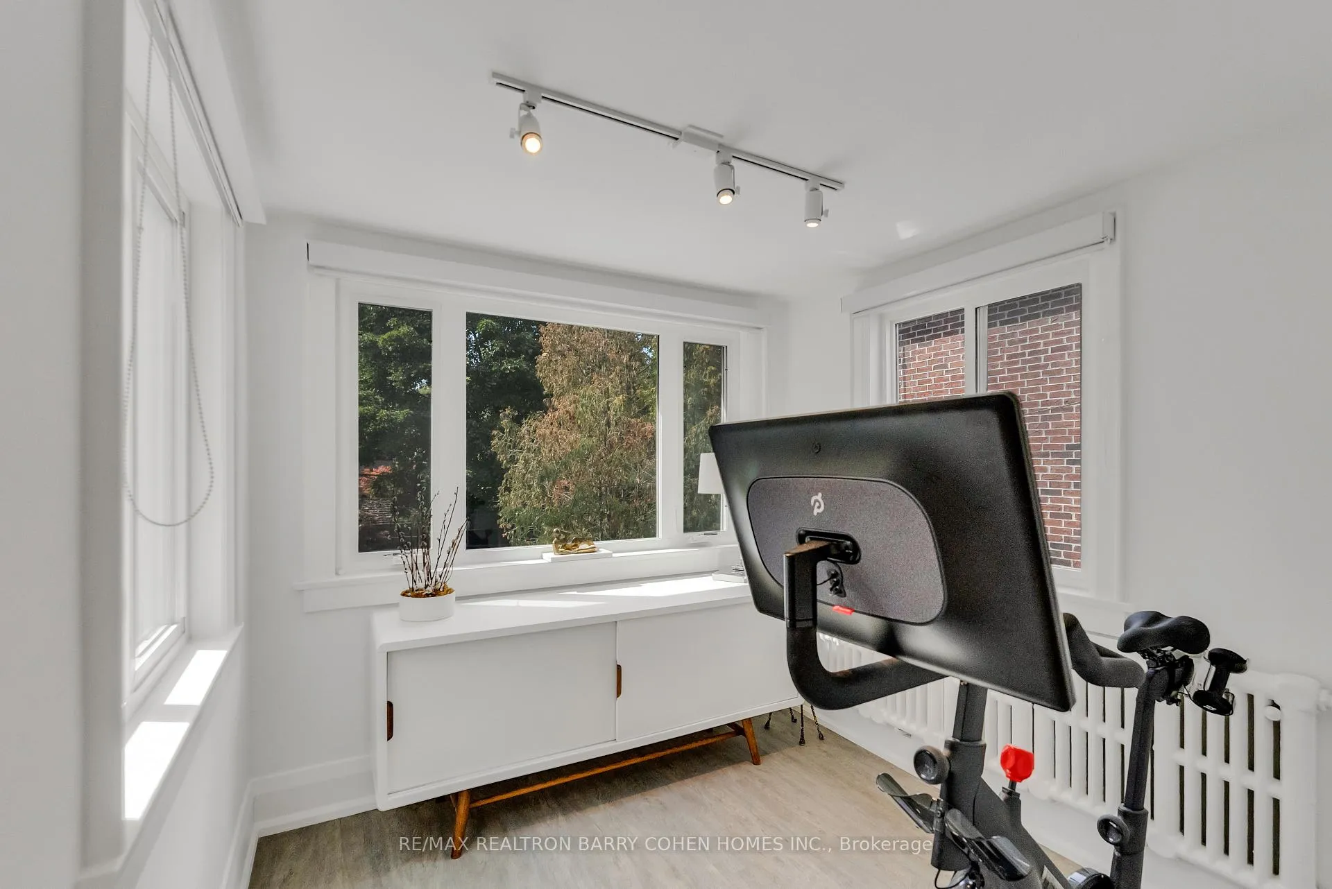 Photo 22 of 18 Astley Avenue, Toronto, Rosedale-Moore Park — HOMEH