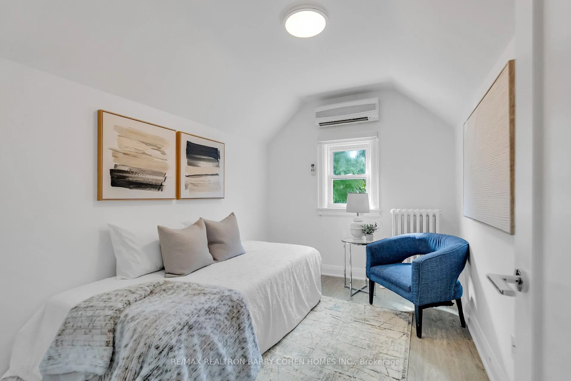 Photo 31 of 18 Astley Avenue, Toronto, Rosedale-Moore Park — HOMEH
