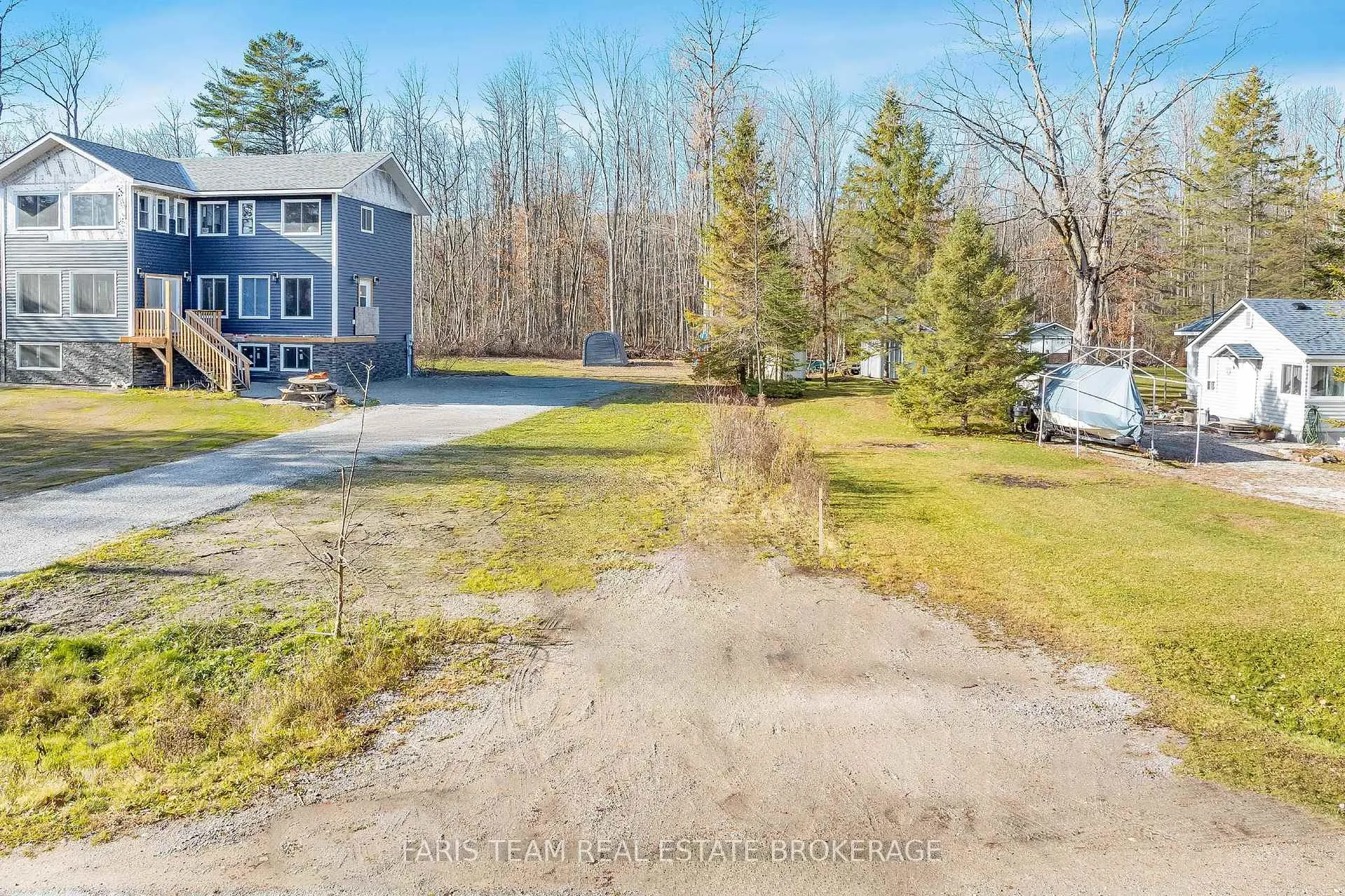 Photo 3 of 433 Robins Point Road, Tay, Victoria Harbour — HOMEH