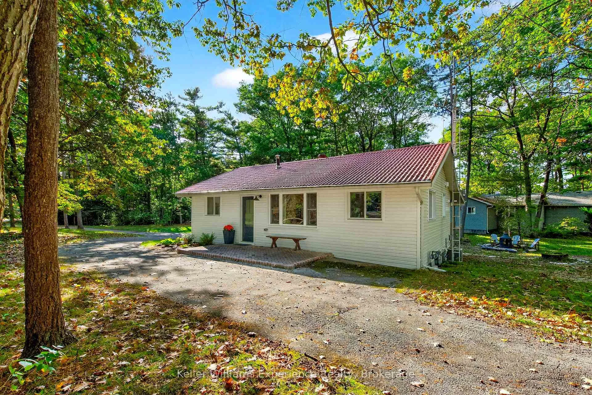 Photo 2 of 1694 Tiny Beaches Road S, Tiny, Rural Tiny — HOMEH