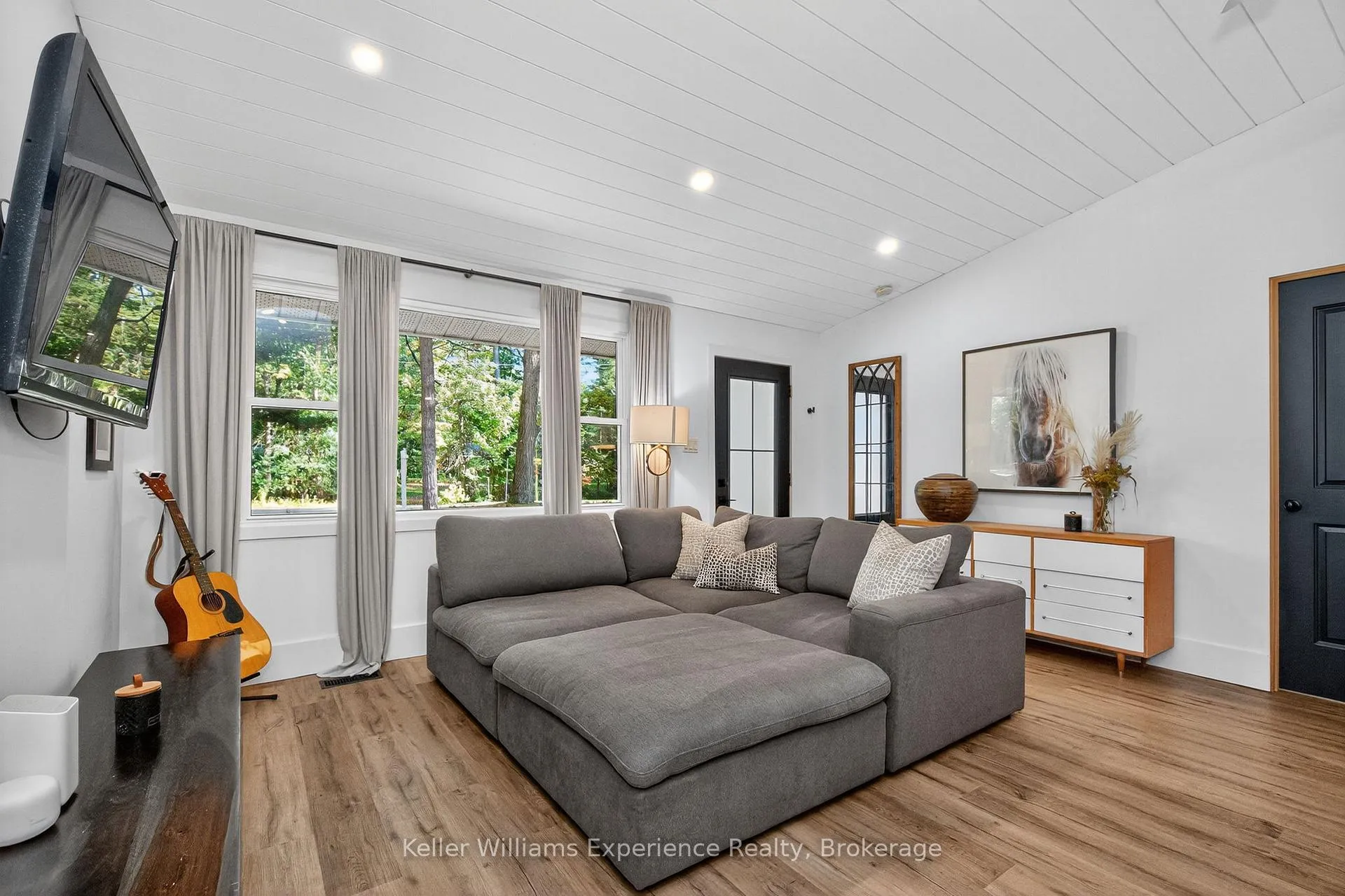 Photo 13 of 1694 Tiny Beaches Road S, Tiny, Rural Tiny — HOMEH