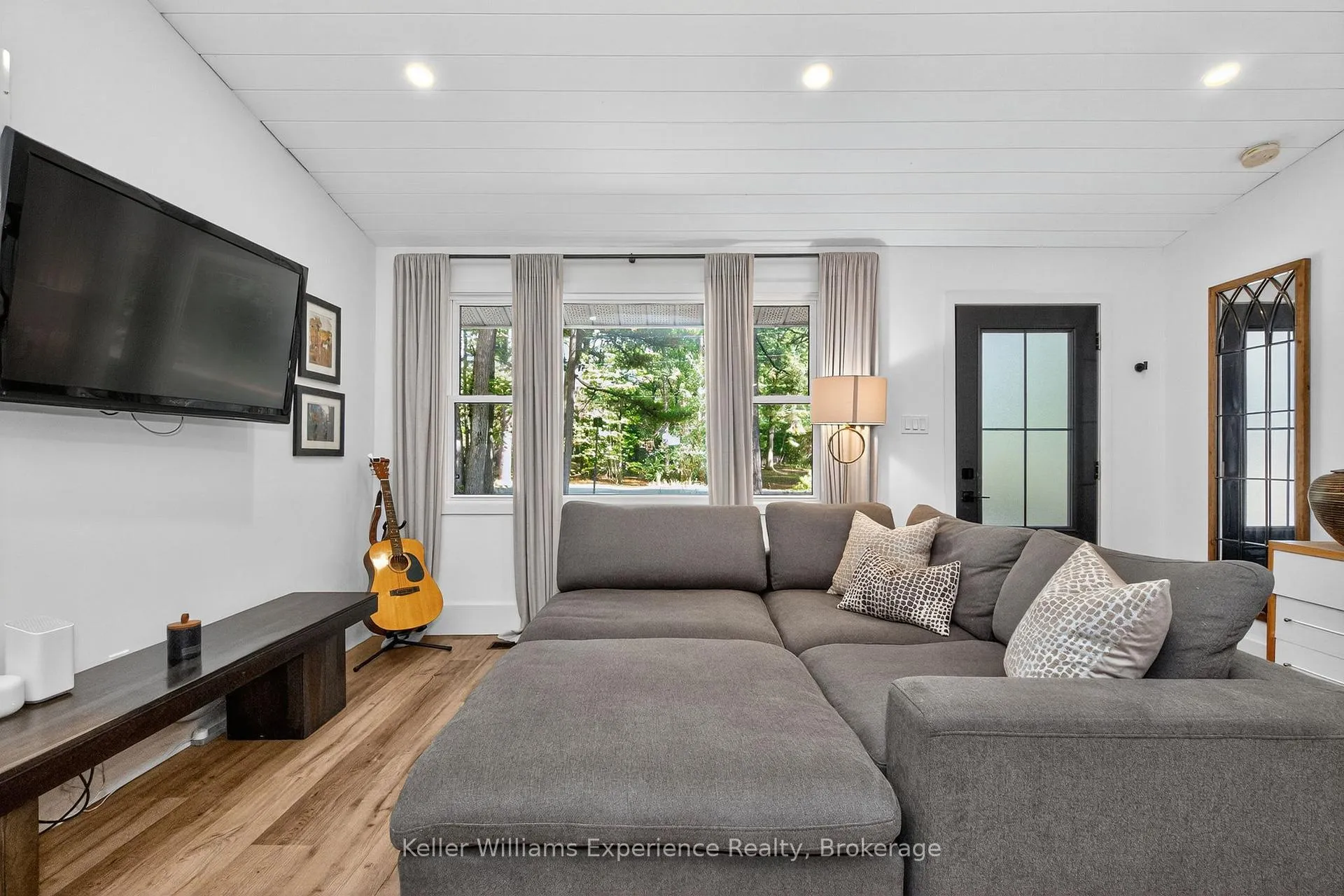 Photo 14 of 1694 Tiny Beaches Road S, Tiny, Rural Tiny — HOMEH