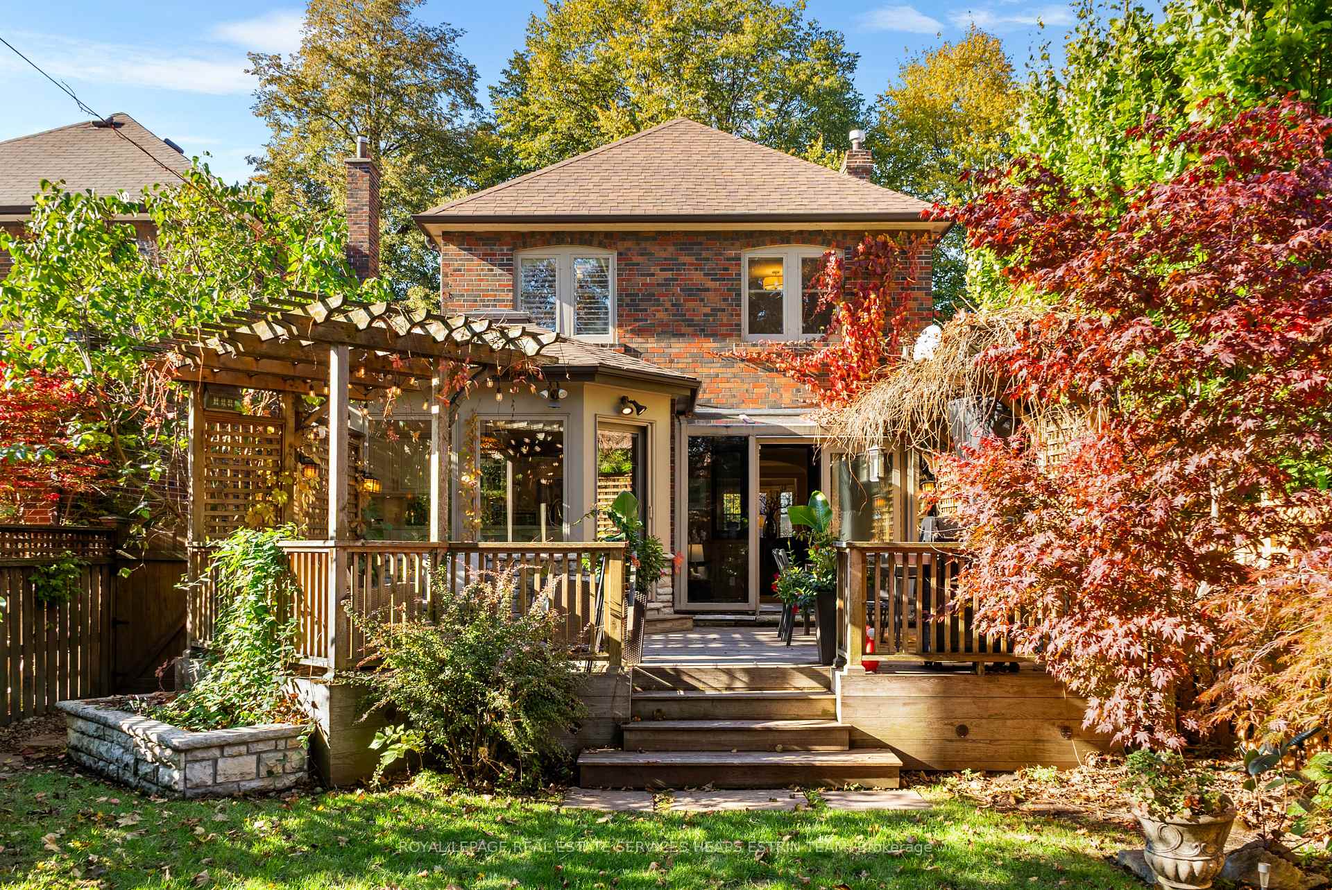 Photo 37 of 105 Airdrie Road, Toronto, Leaside — HOMEH