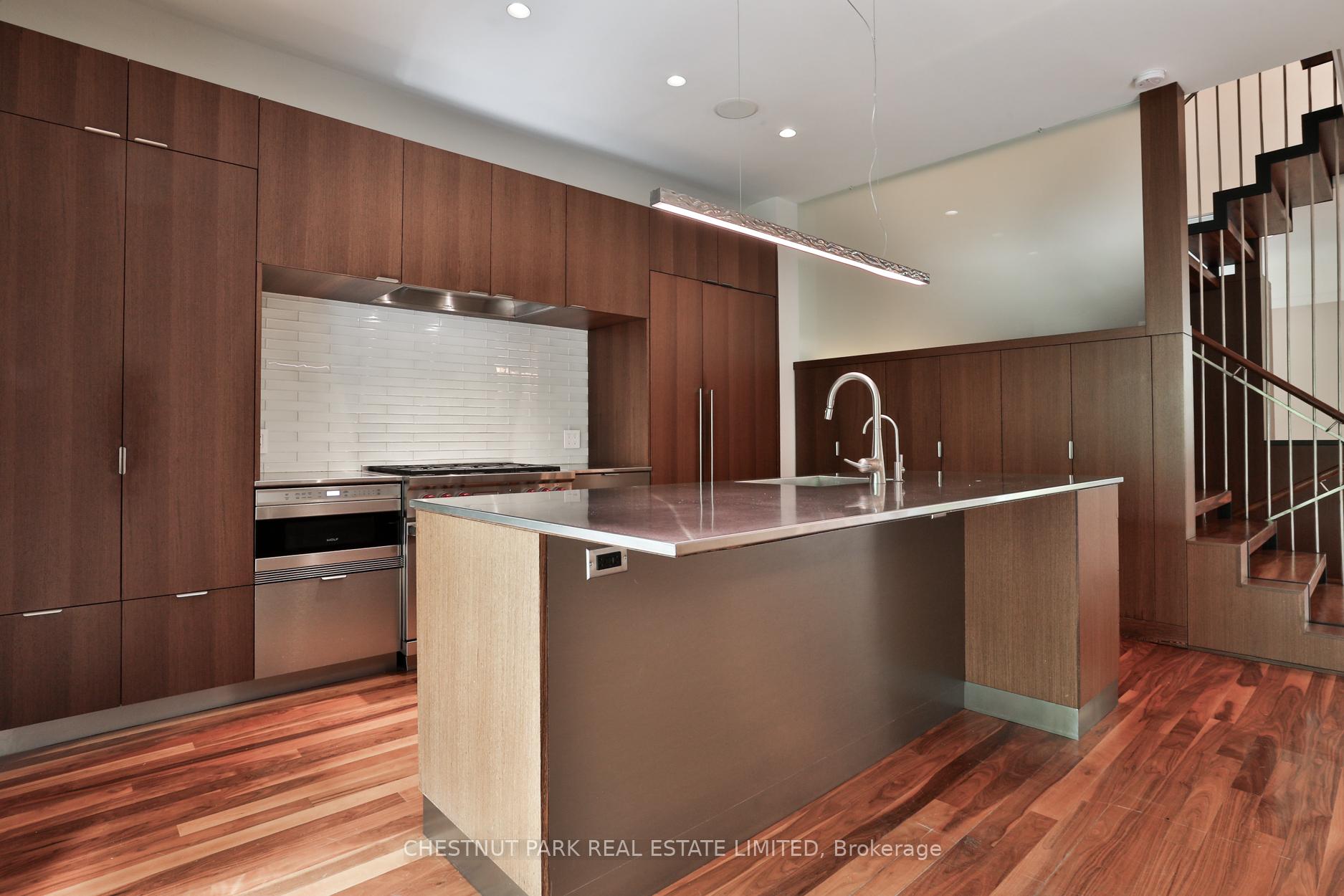 Photo 13 of 4 Meredith Crescent, Toronto, Rosedale-Moore Park — HOMEH