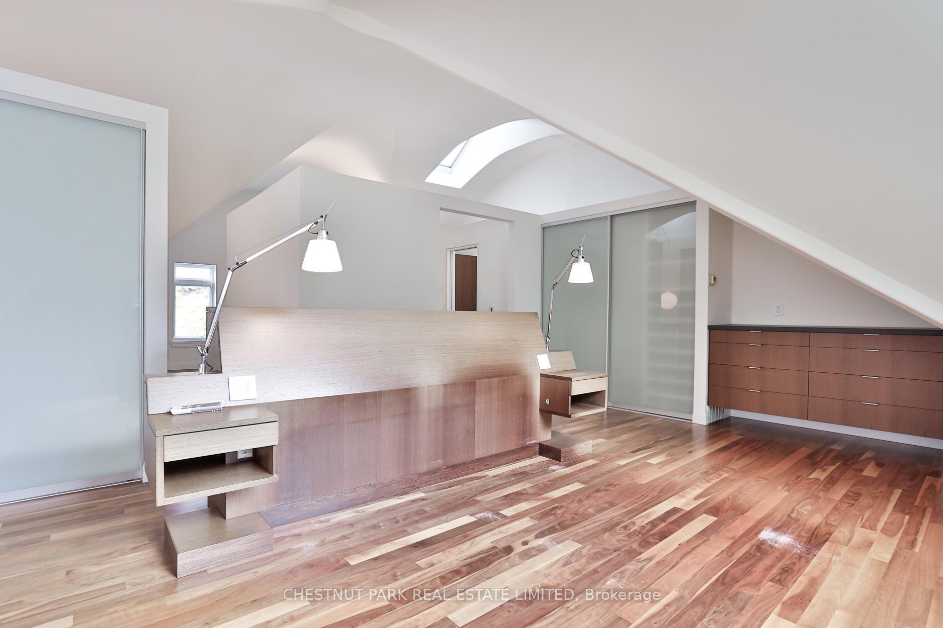 Photo 30 of 4 Meredith Crescent, Toronto, Rosedale-Moore Park — HOMEH