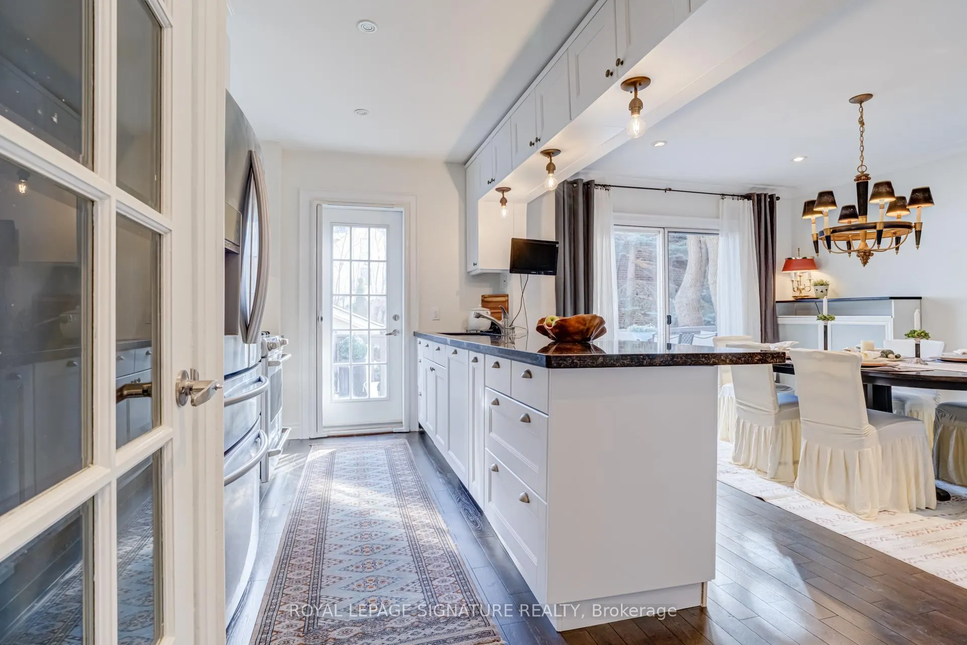 Photo 4 of 229 Glengrove Avenue W, Toronto, Lawrence Park South — HOMEH