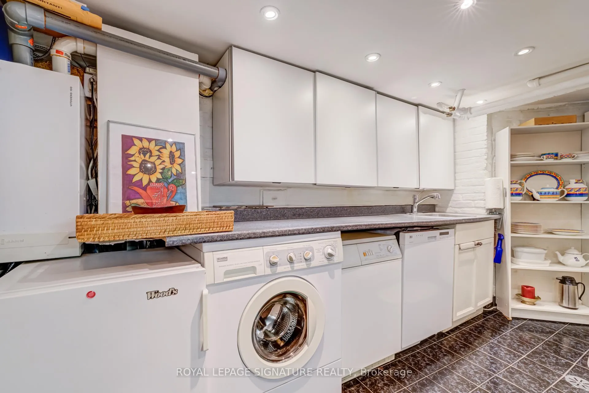 Photo 31 of 229 Glengrove Avenue W, Toronto, Lawrence Park South — HOMEH