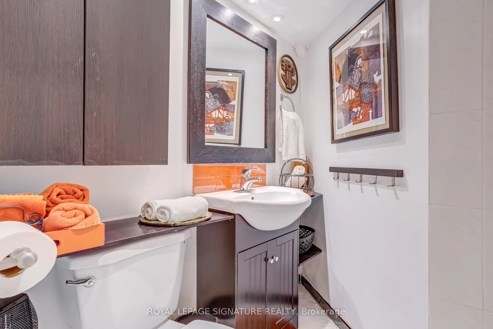 Photo 36 of 229 Glengrove Avenue W, Toronto, Lawrence Park South — HOMEH