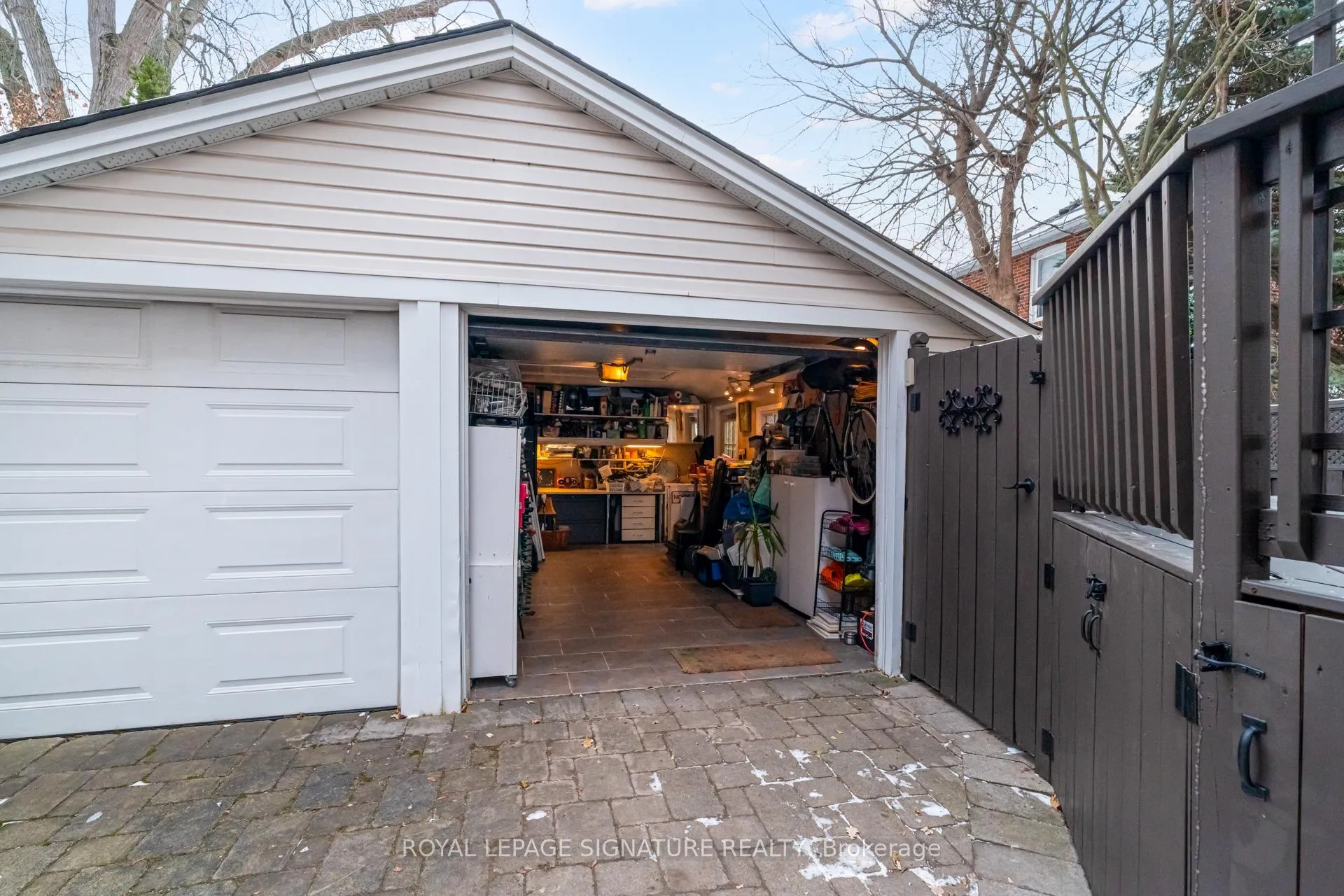 Photo 37 of 229 Glengrove Avenue W, Toronto, Lawrence Park South — HOMEH