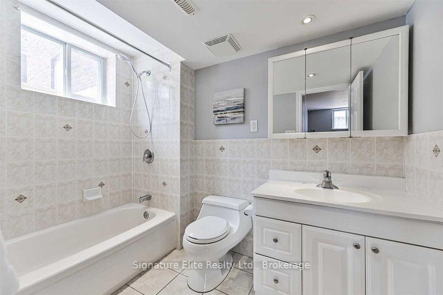 Photo 6 of Unit Lower, 657 O'Connor Drive, Toronto, East York — HOMEH