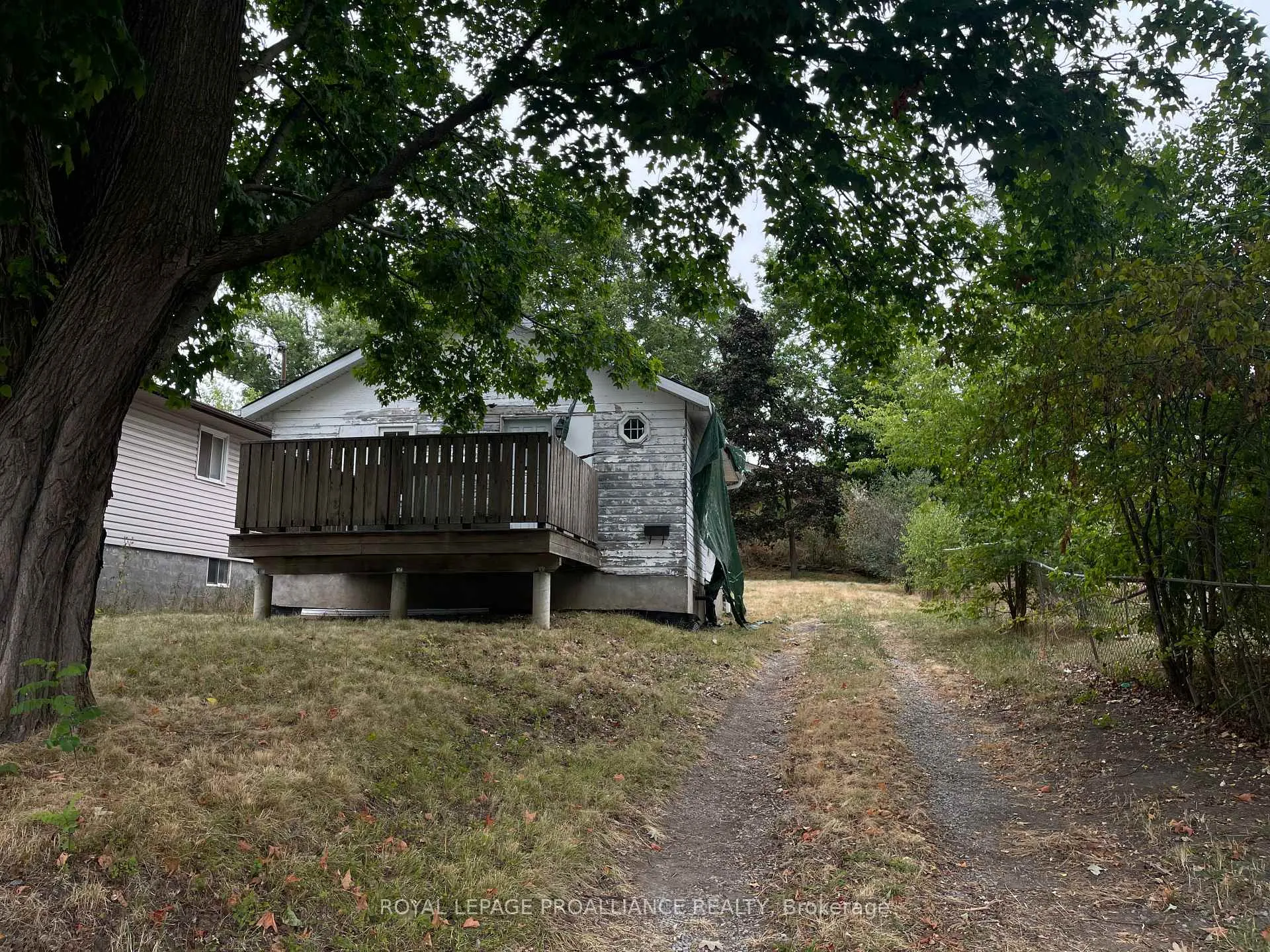 Photo 1 of 440 Bellevue Street, Peterborough, Northcrest Ward 5 — HOMEH