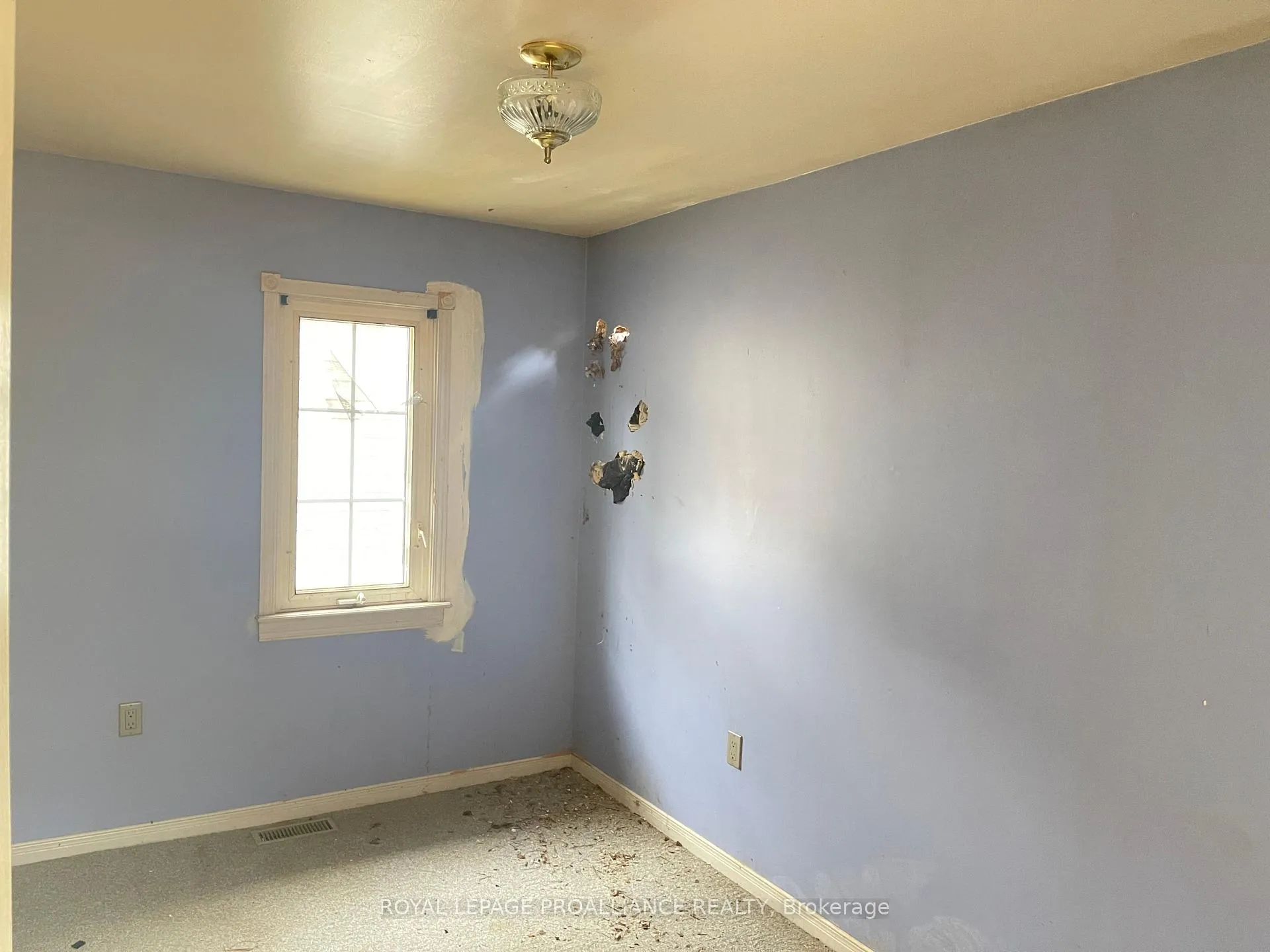 Photo 14 of 440 Bellevue Street, Peterborough, Northcrest Ward 5 — HOMEH