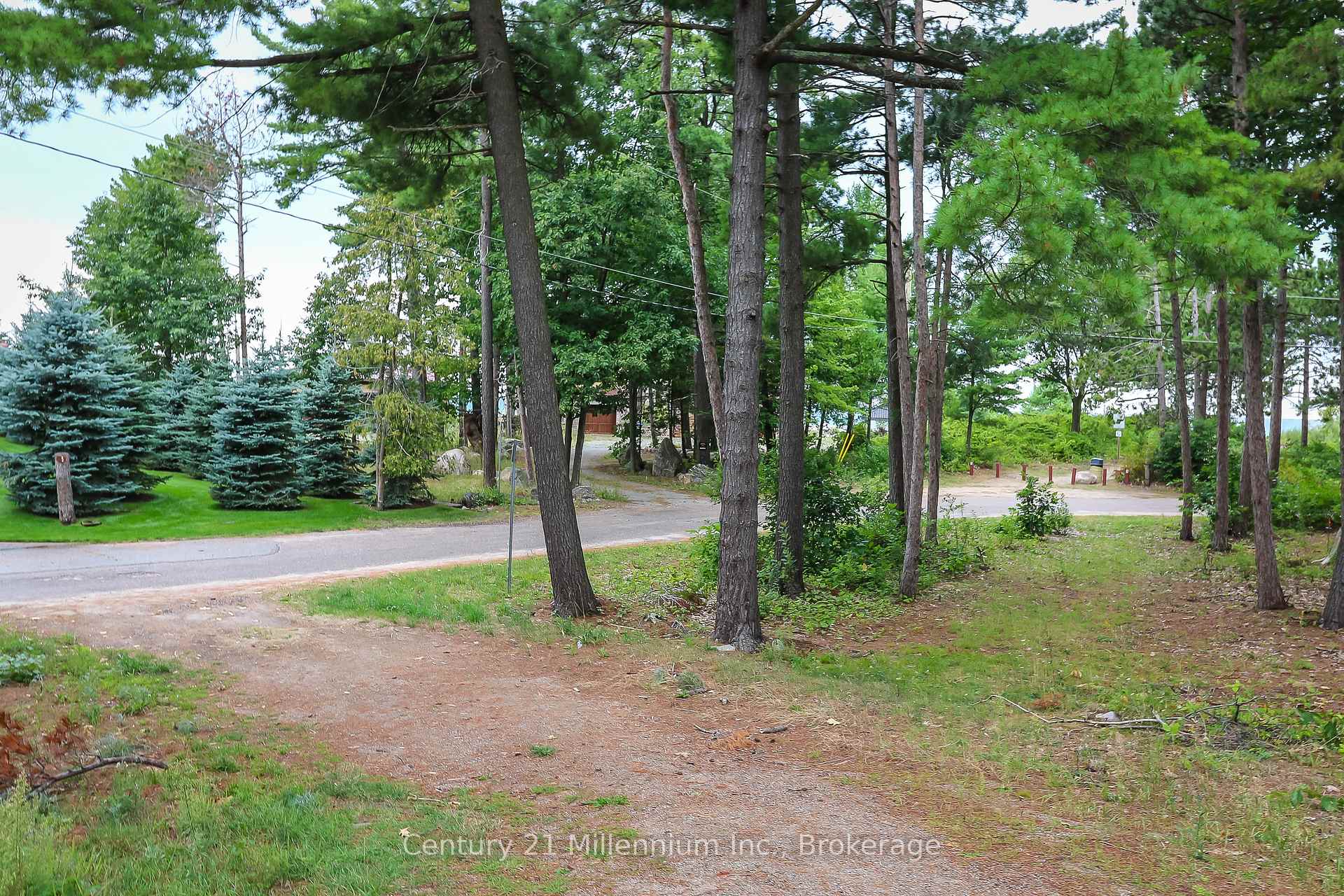 Photo 22 of 6 Monica Road, Tiny, Rural Tiny — HOMEH