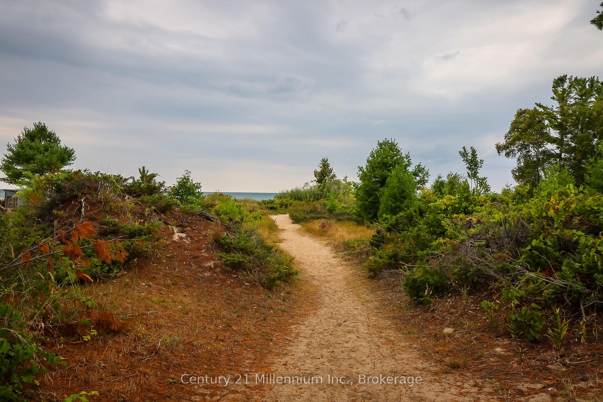 Photo 26 of 6 Monica Road, Tiny, Rural Tiny — HOMEH