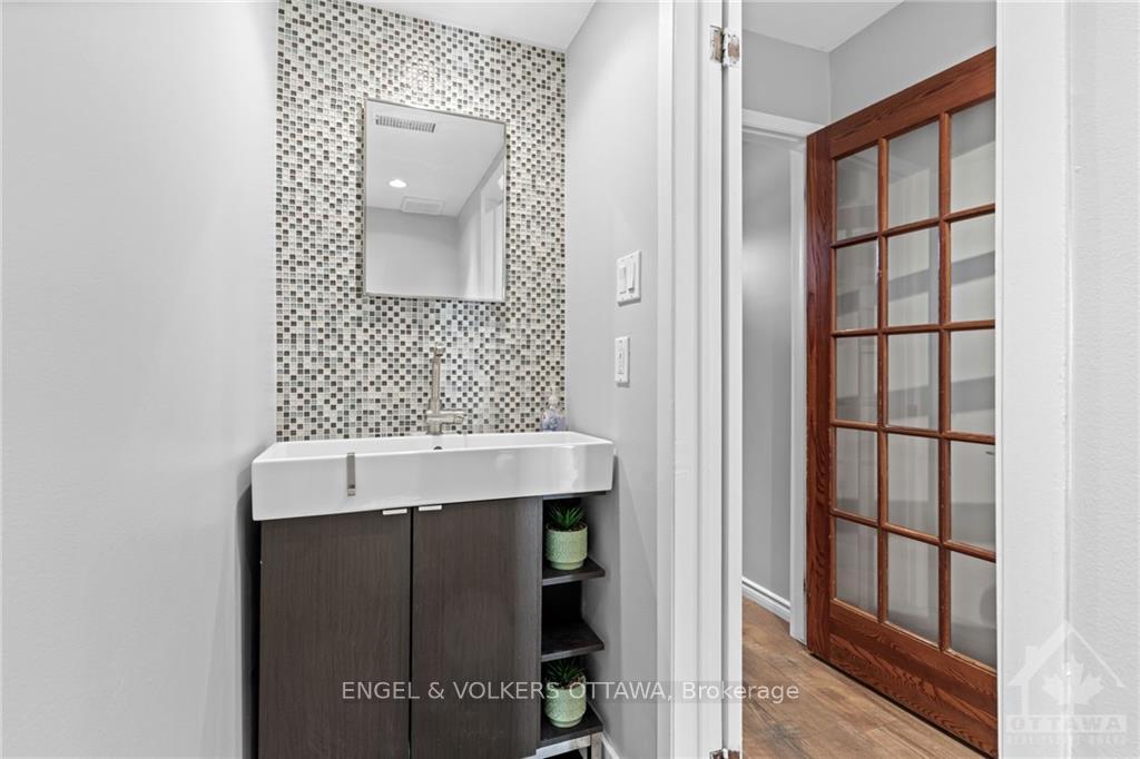Photo 2 of 274C Dalehurst Drive, Ottawa, Tanglewood — HOMEH