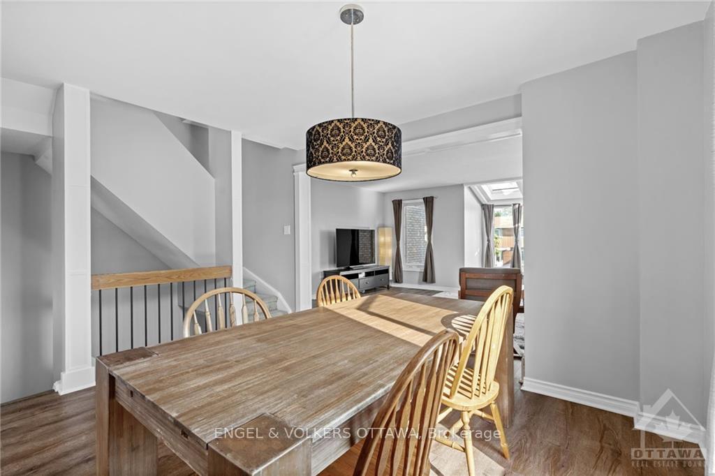 Photo 6 of 274C Dalehurst Drive, Ottawa, Tanglewood — HOMEH