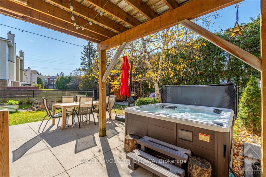 Photo 26 of 274C Dalehurst Drive, Ottawa, Tanglewood — HOMEH