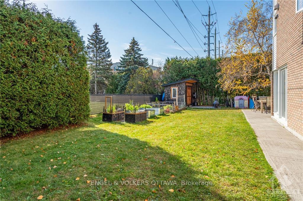 Photo 30 of 274C Dalehurst Drive, Ottawa, Tanglewood — HOMEH