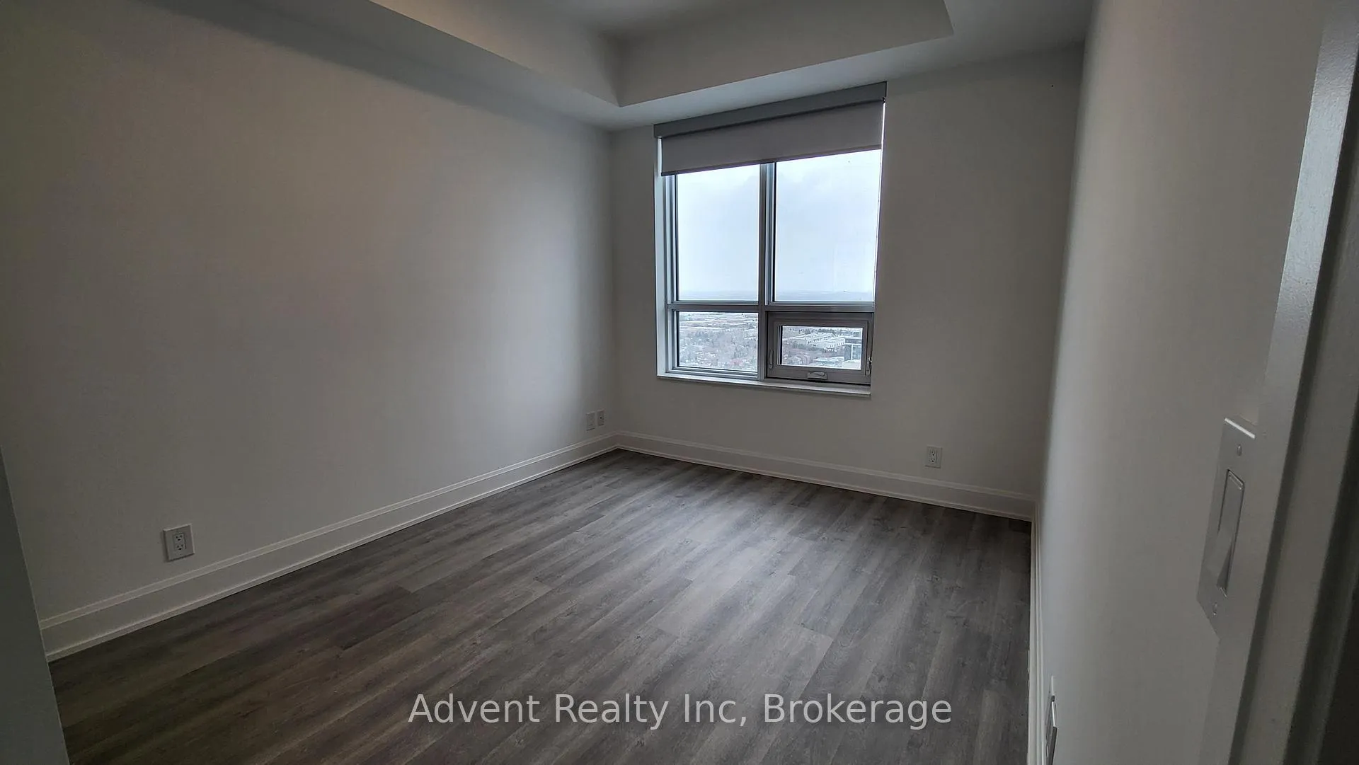 Photo 4 of Unit 2903, 12 Gandhi Lane, Markham, Commerce Valley — HOMEH