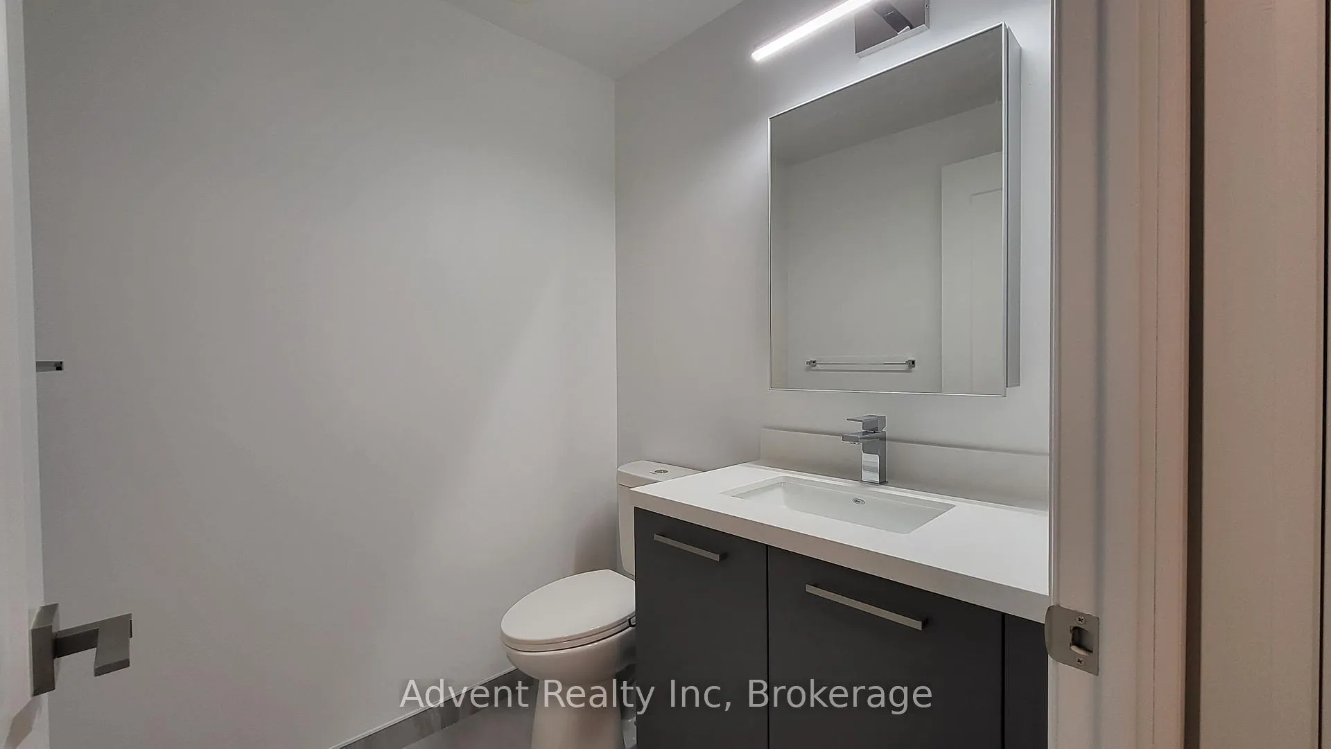 Photo 6 of Unit 2903, 12 Gandhi Lane, Markham, Commerce Valley — HOMEH