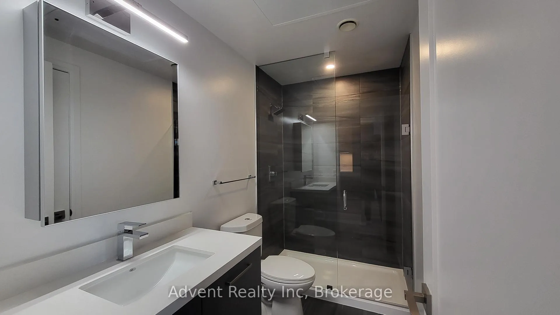 Photo 7 of Unit 2903, 12 Gandhi Lane, Markham, Commerce Valley — HOMEH