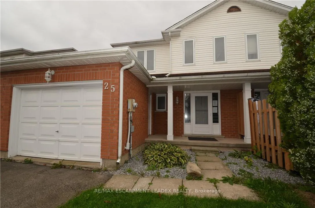 Photo 2 of 25 Devine Crescent, Thorold, Confederation Heights — HOMEH