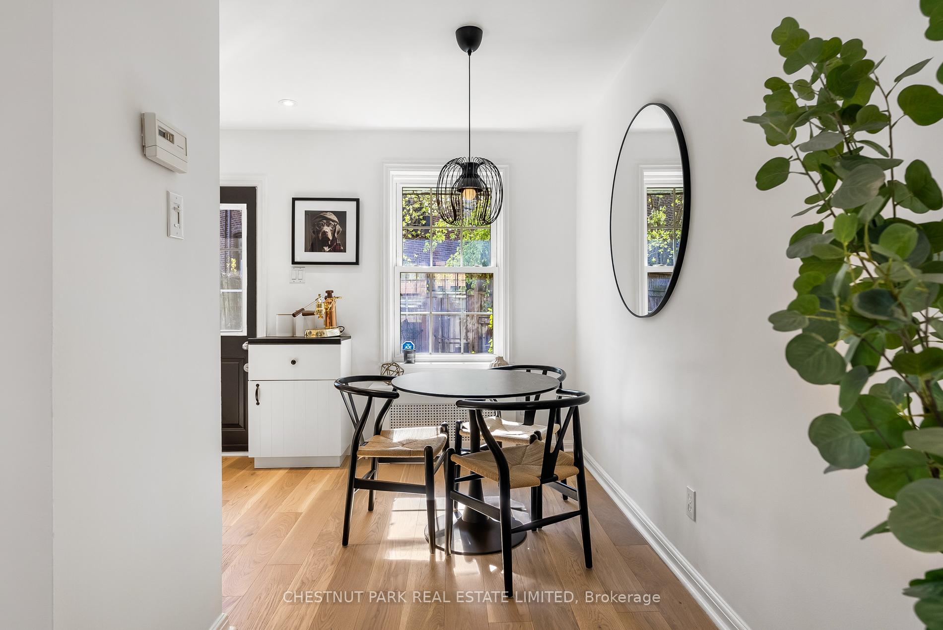 Photo 6 of 45 Summerhill Gardens, Toronto, Rosedale-Moore Park — HOMEH